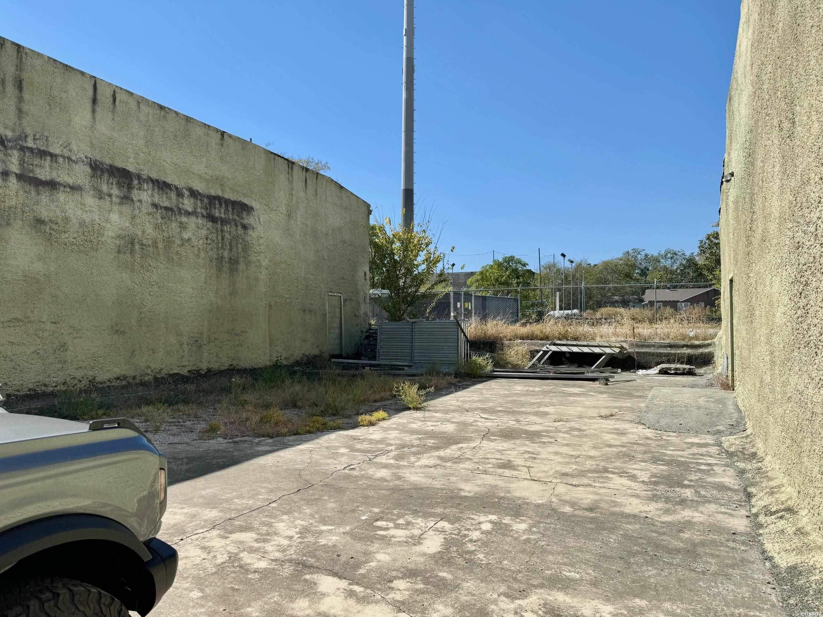 South Hot Springs - Commercial Sale