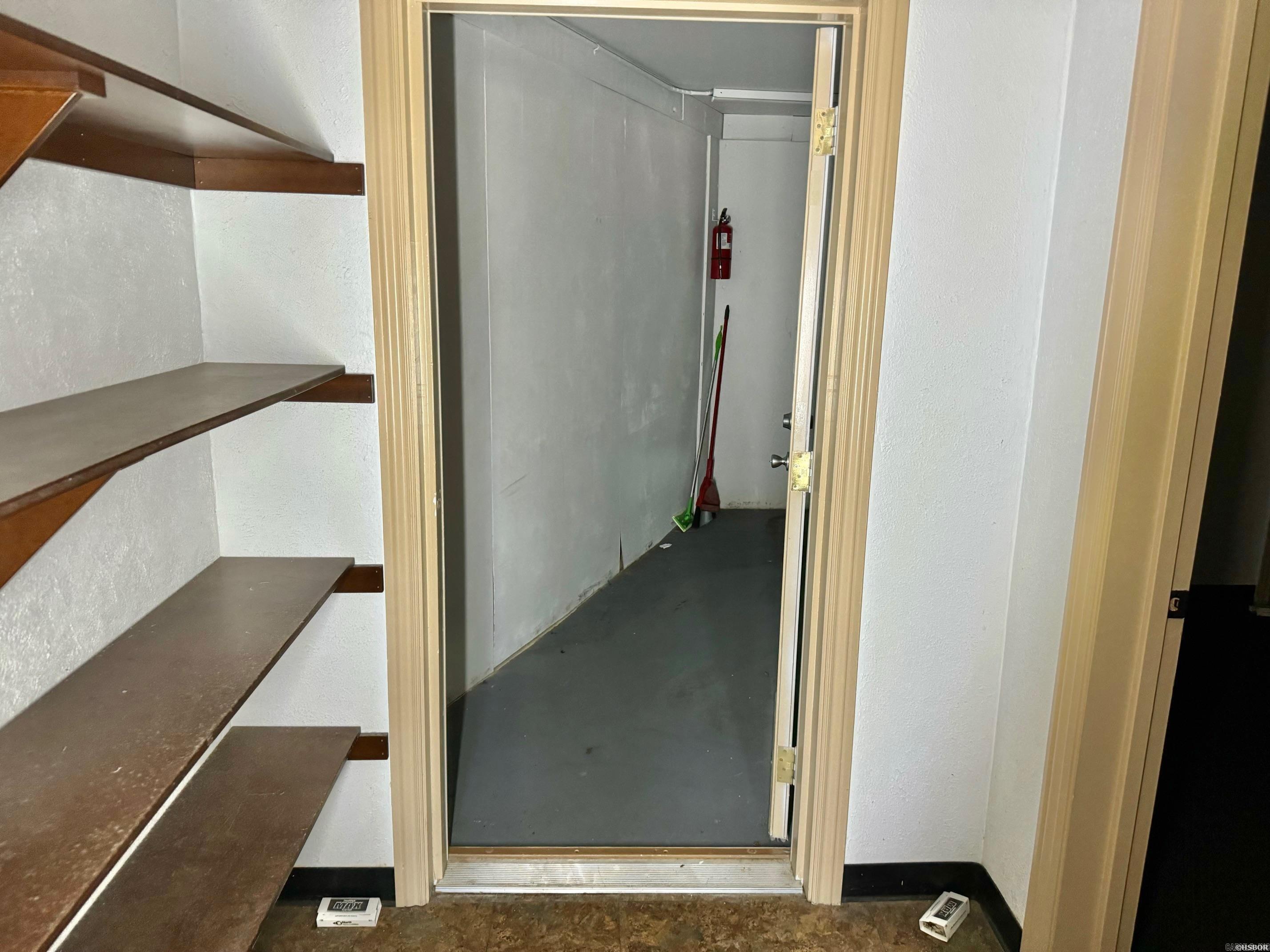 South Hot Springs - Commercial Sale