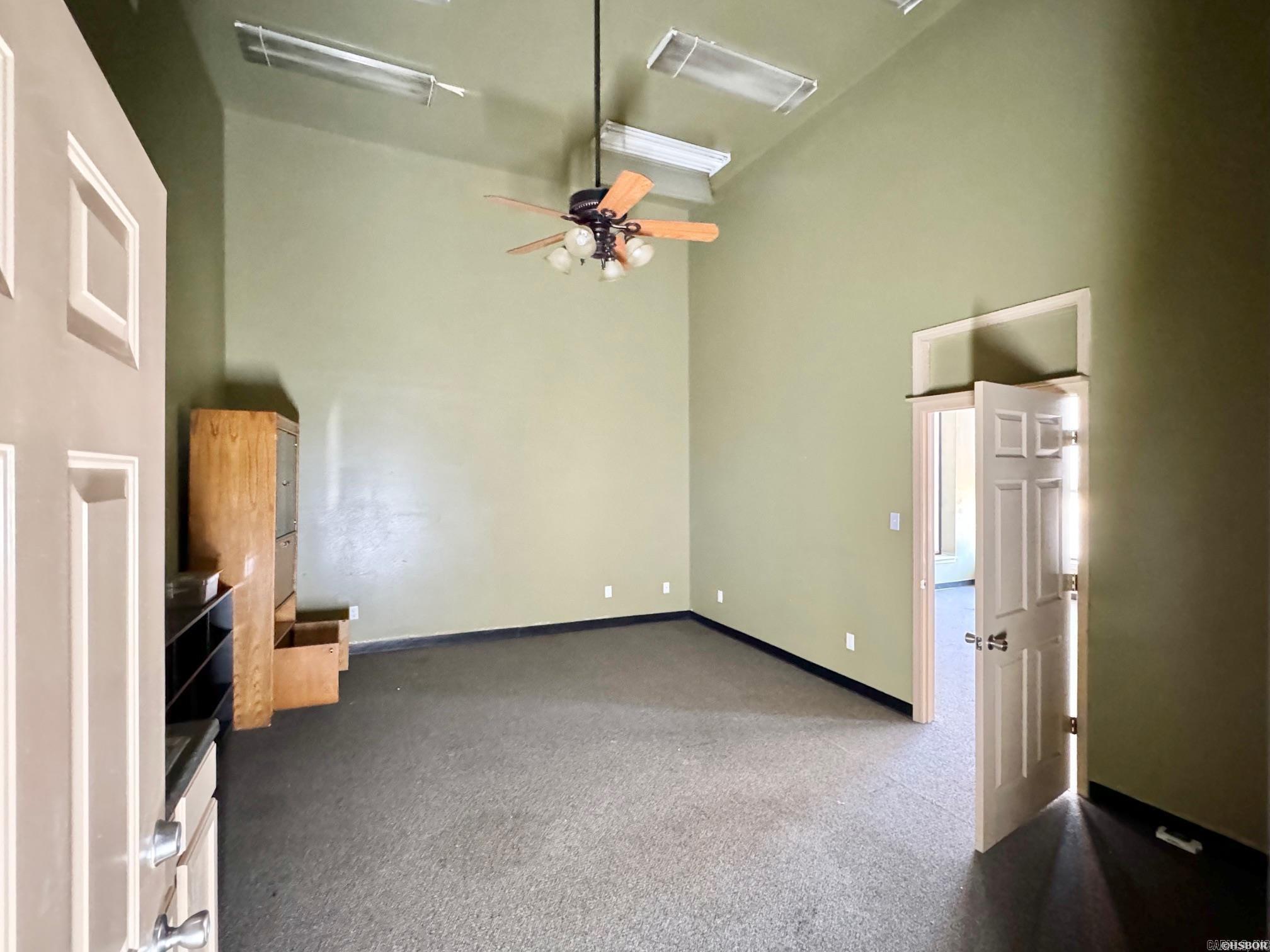 South Hot Springs - Commercial Sale