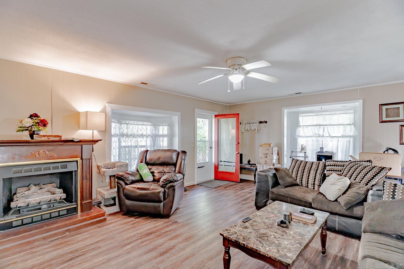 SPRINGERS ADD - Residential