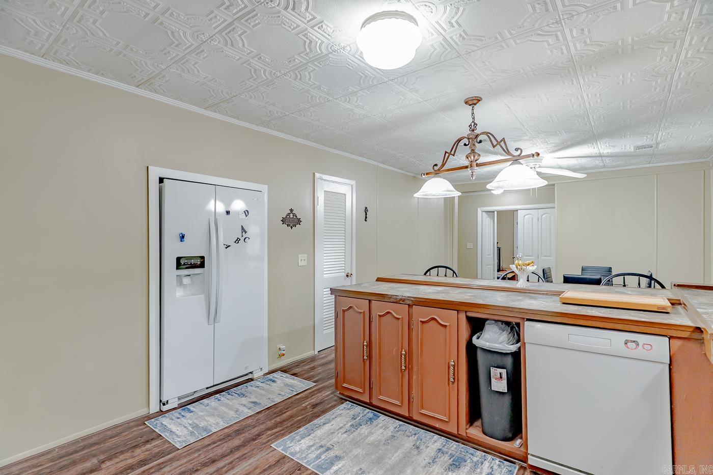 SPRINGERS ADD - Residential