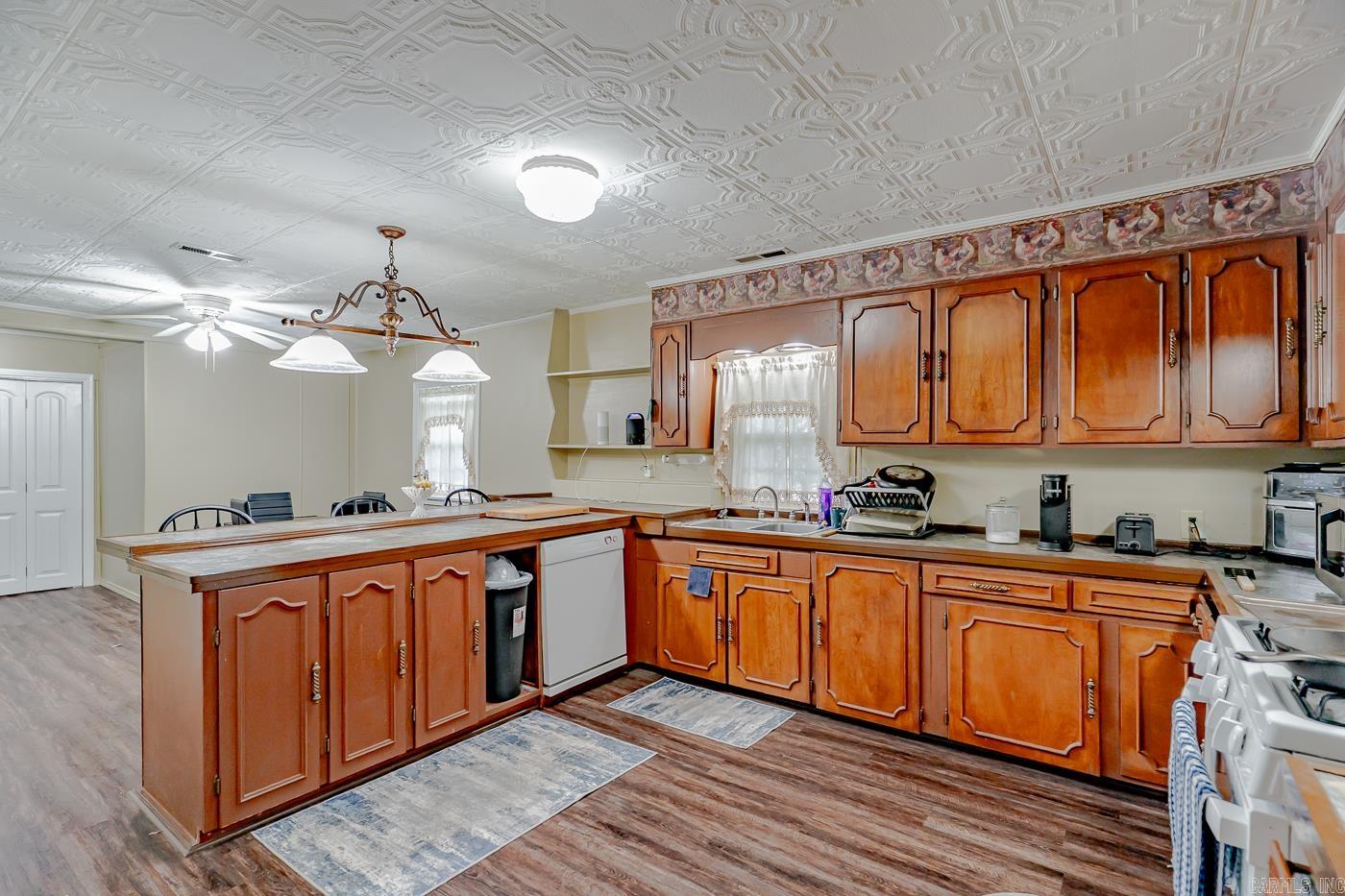 SPRINGERS ADD - Residential