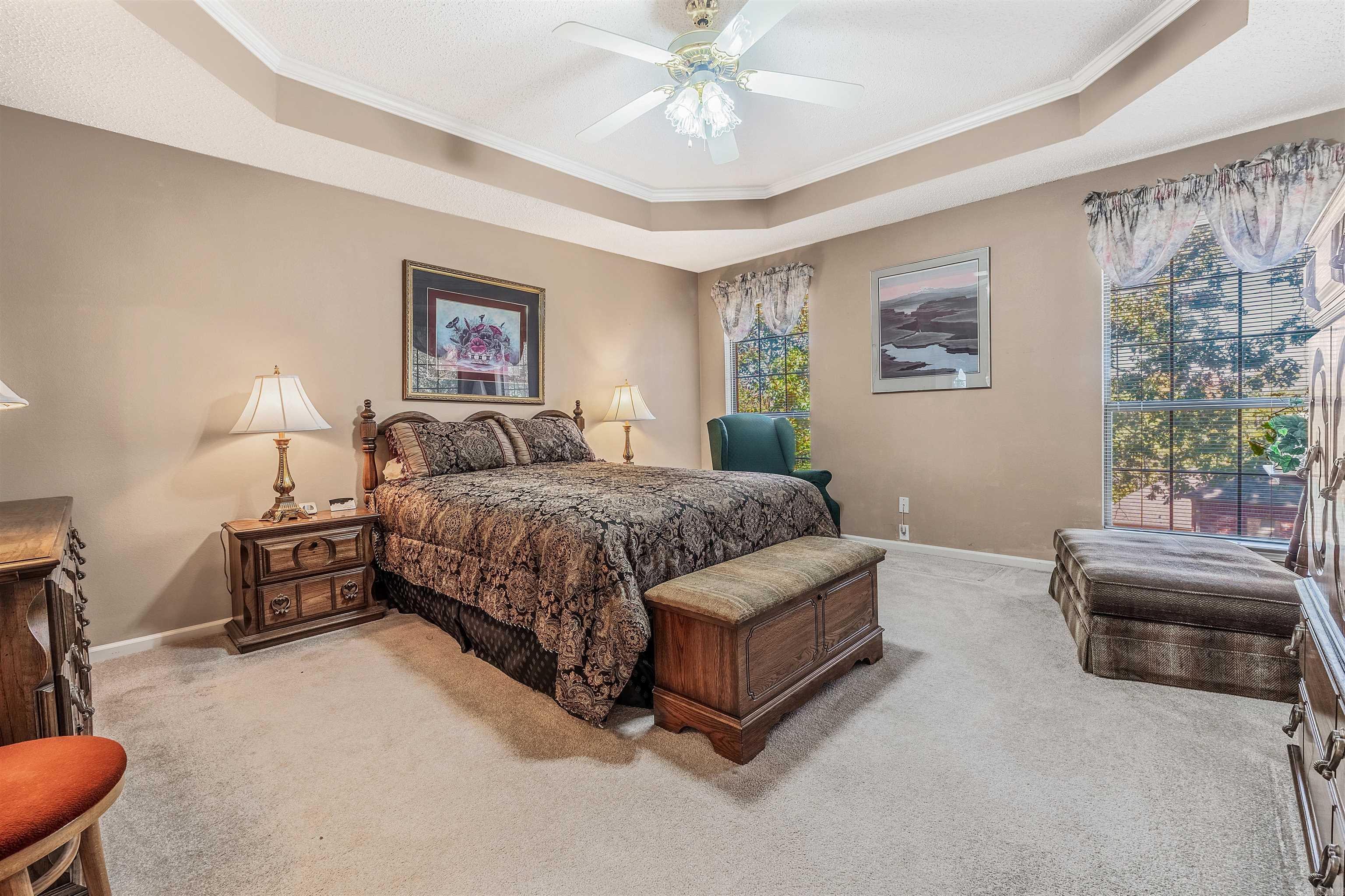 COUNTRY CLUB OF ARK THE - Residential