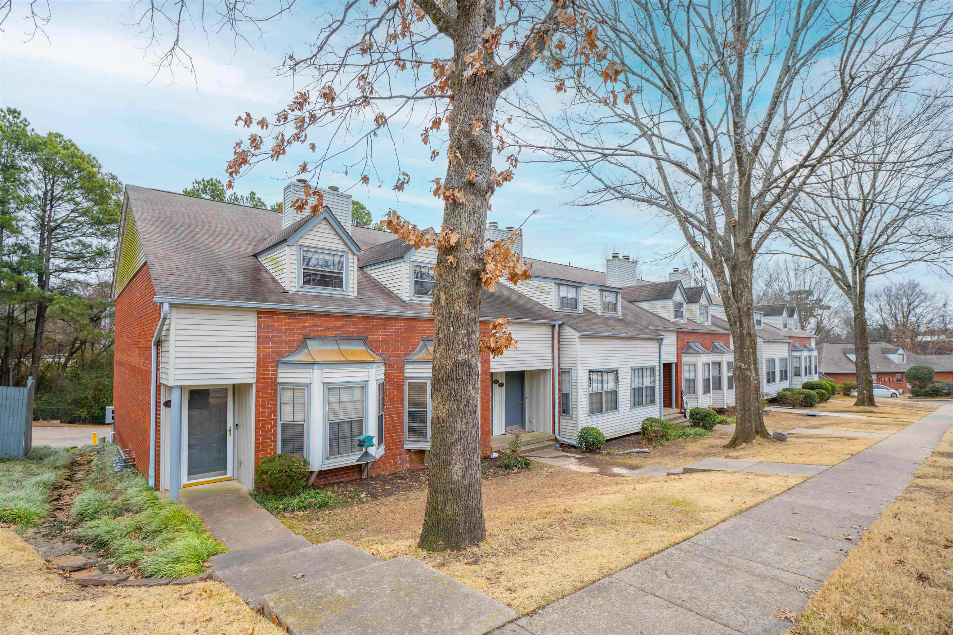 Great value opportunity with this 3 bed, 2 bath + one car garage Condo/townhome in Pleasant Valley/WLR! Full of amenities with a gas fireplace, tons of storage, walk-in closets, window treatments & oversized garage with tons of additional storage. Great layout with one bedroom/full bath downstairs, plus 2 bedrooms and full bath up. Condo fee includes termite, trash, & exterior maintenance. Agents see remarks.
