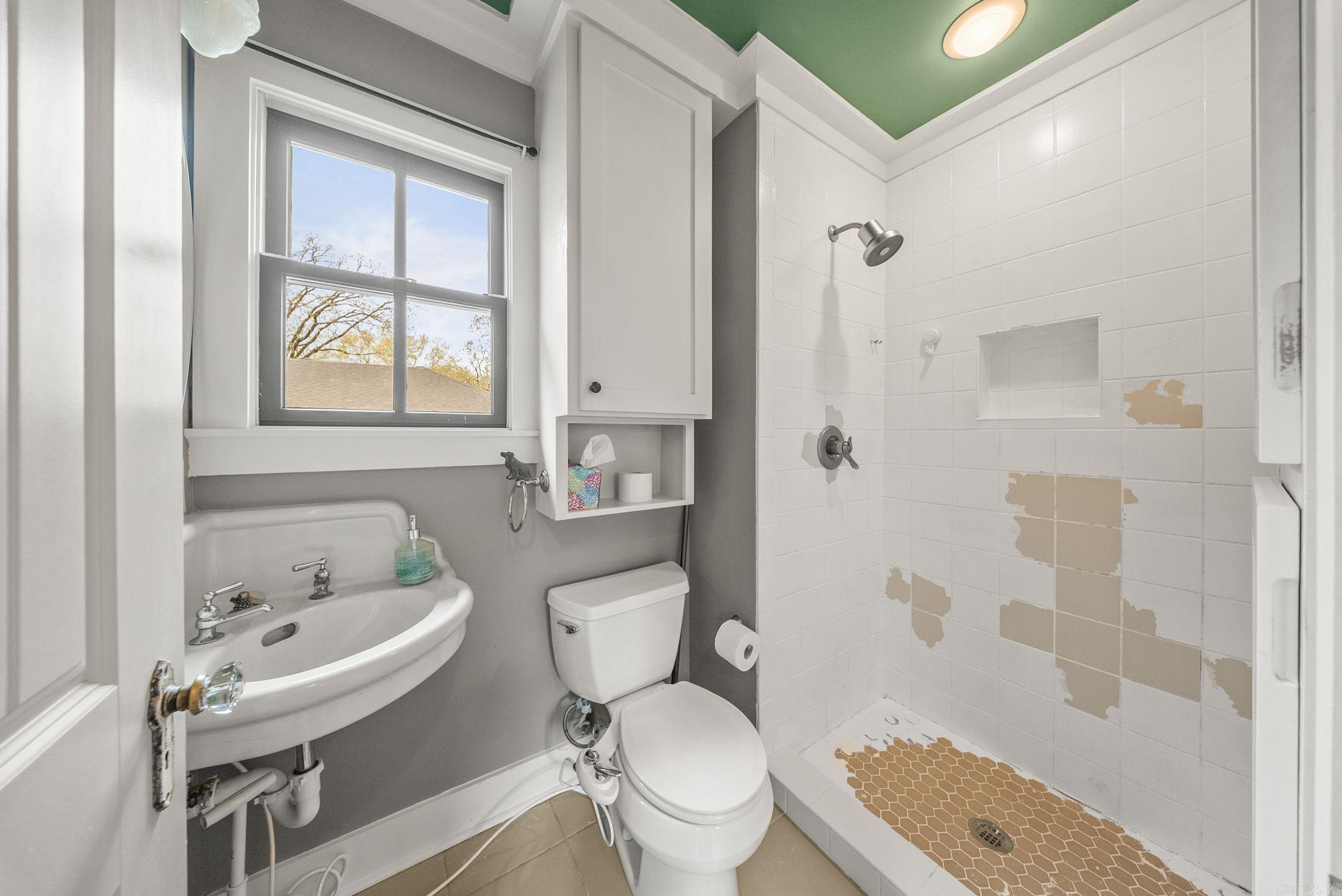 Pulaski Heights - Residential Lease