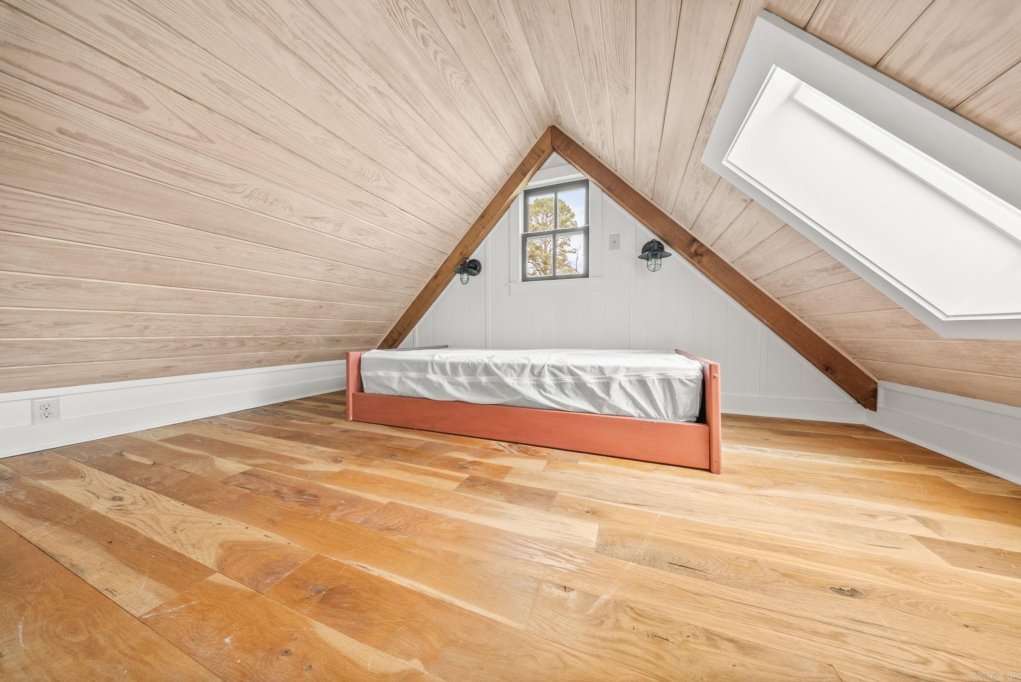 Pulaski Heights - Residential Lease