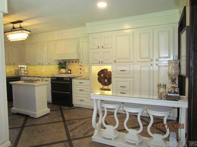 TRACI PHILLIPS S/D - Residential