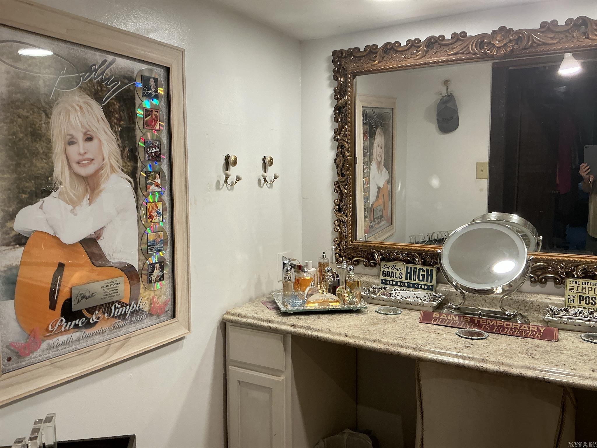 TRACI PHILLIPS S/D - Residential