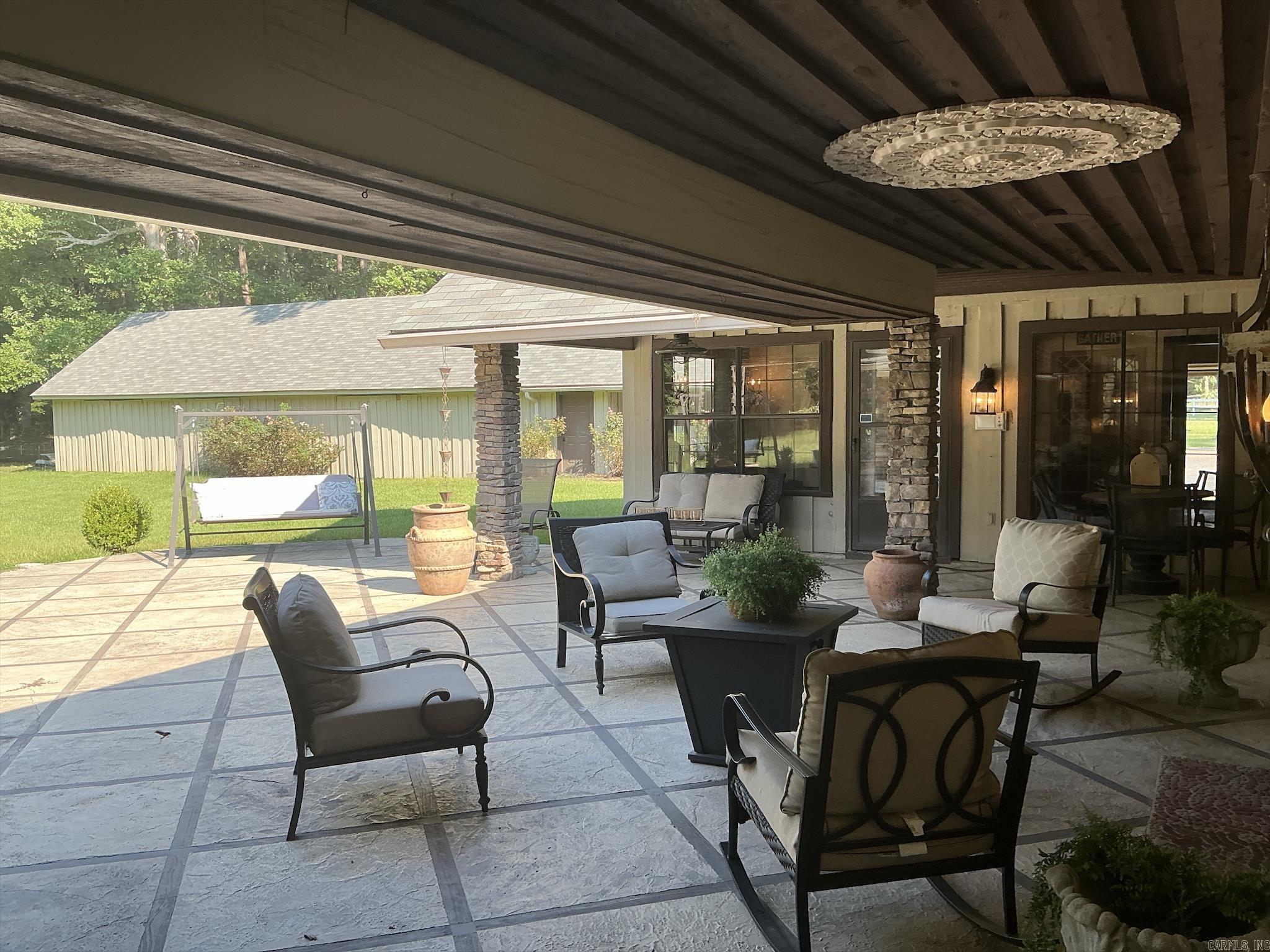 TRACI PHILLIPS S/D - Residential