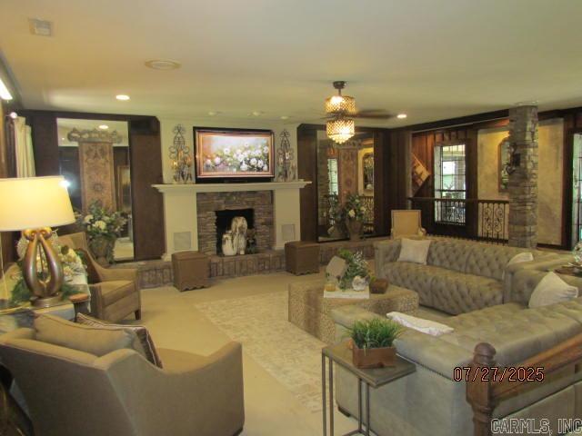 TRACI PHILLIPS S/D - Residential