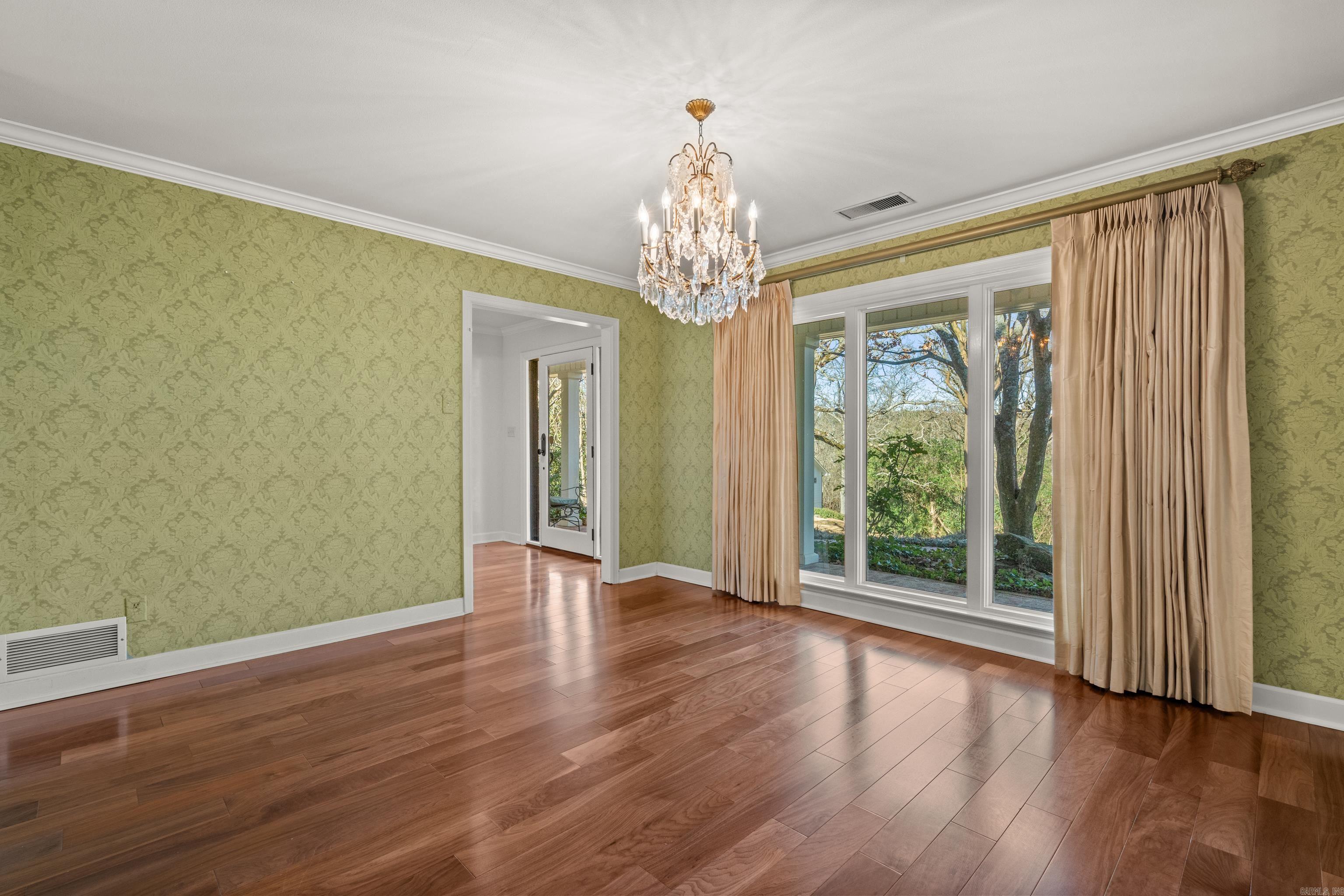 MEADOW WOOD - Residential