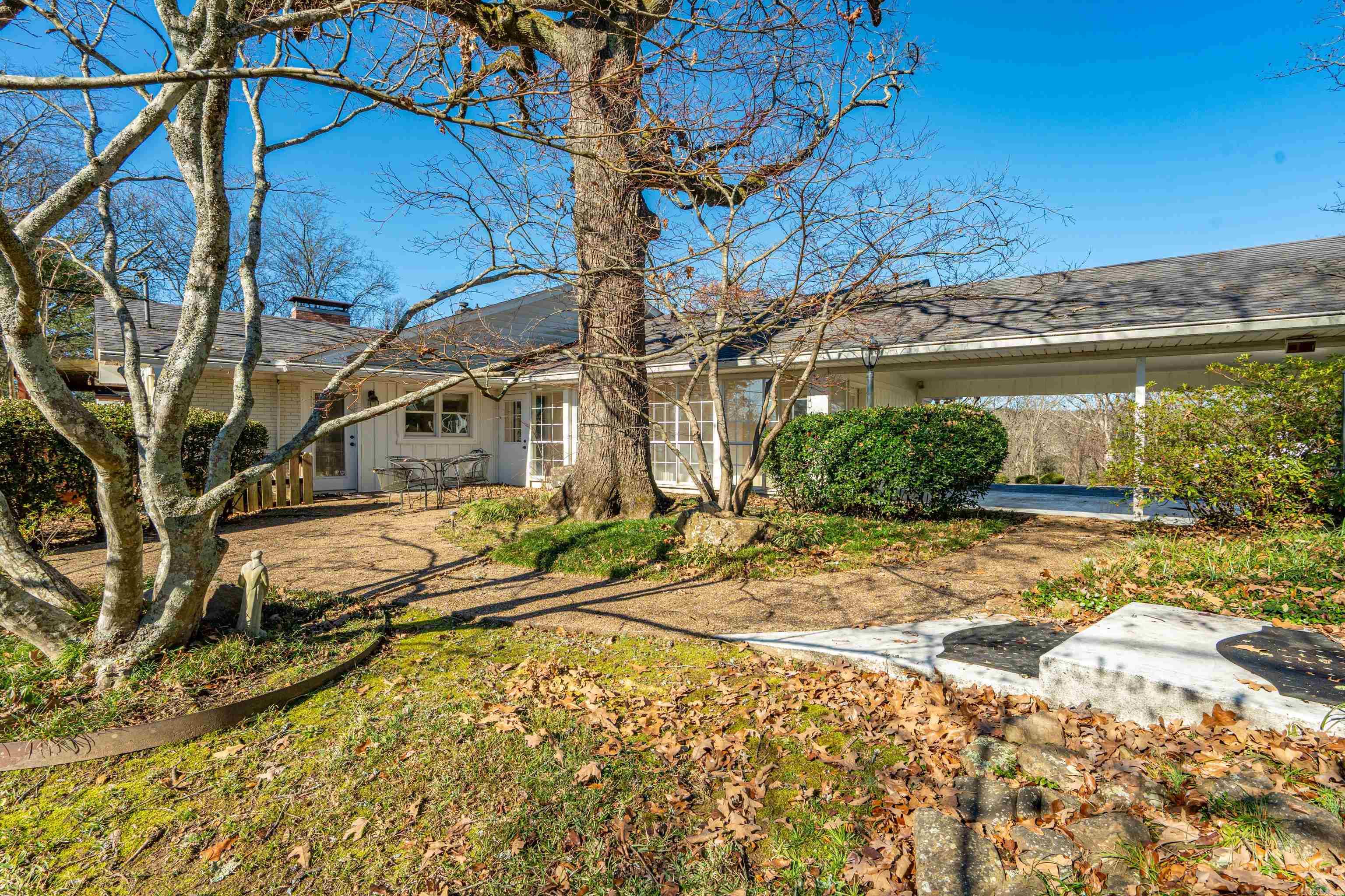 MEADOW WOOD - Residential