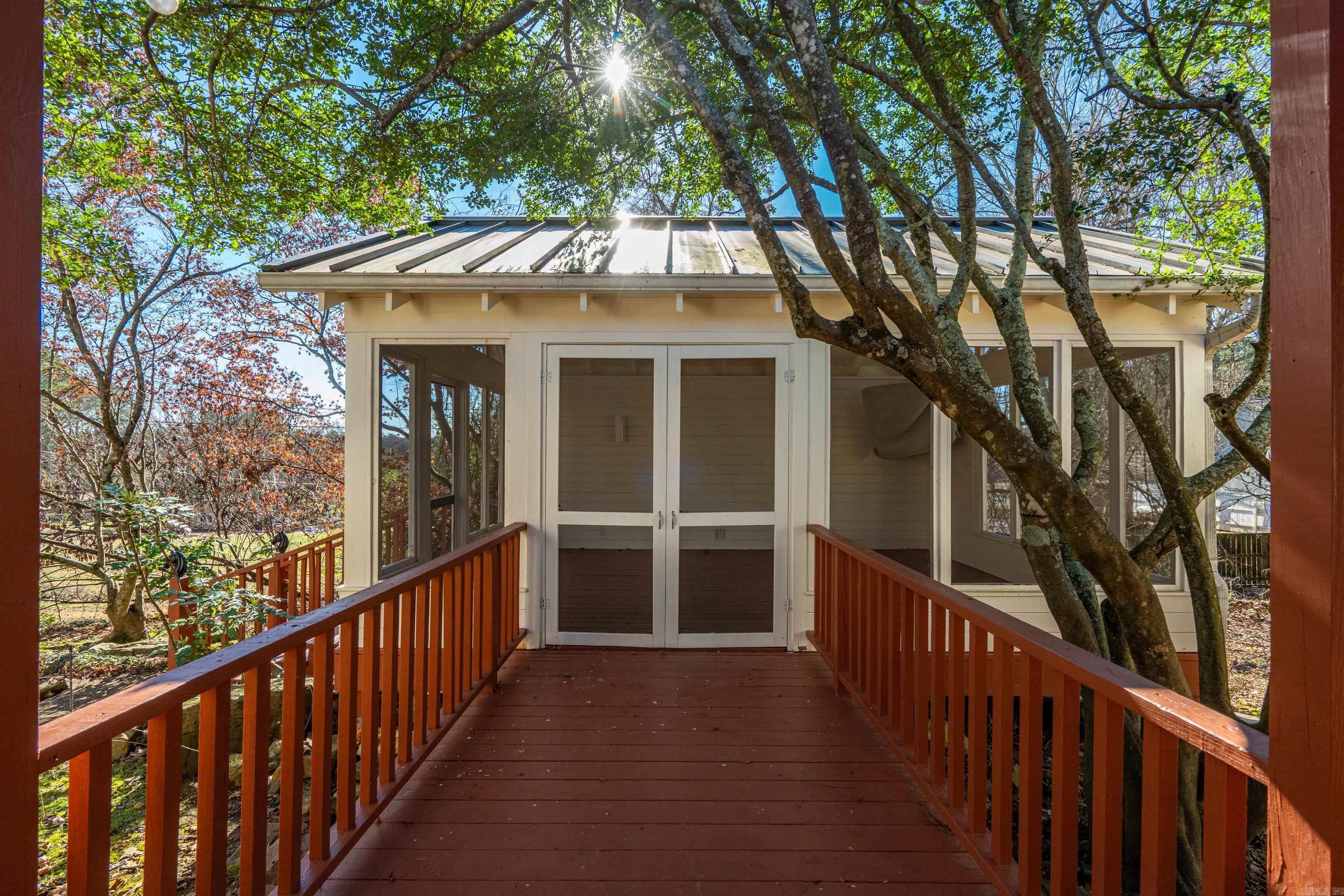 MEADOW WOOD - Residential