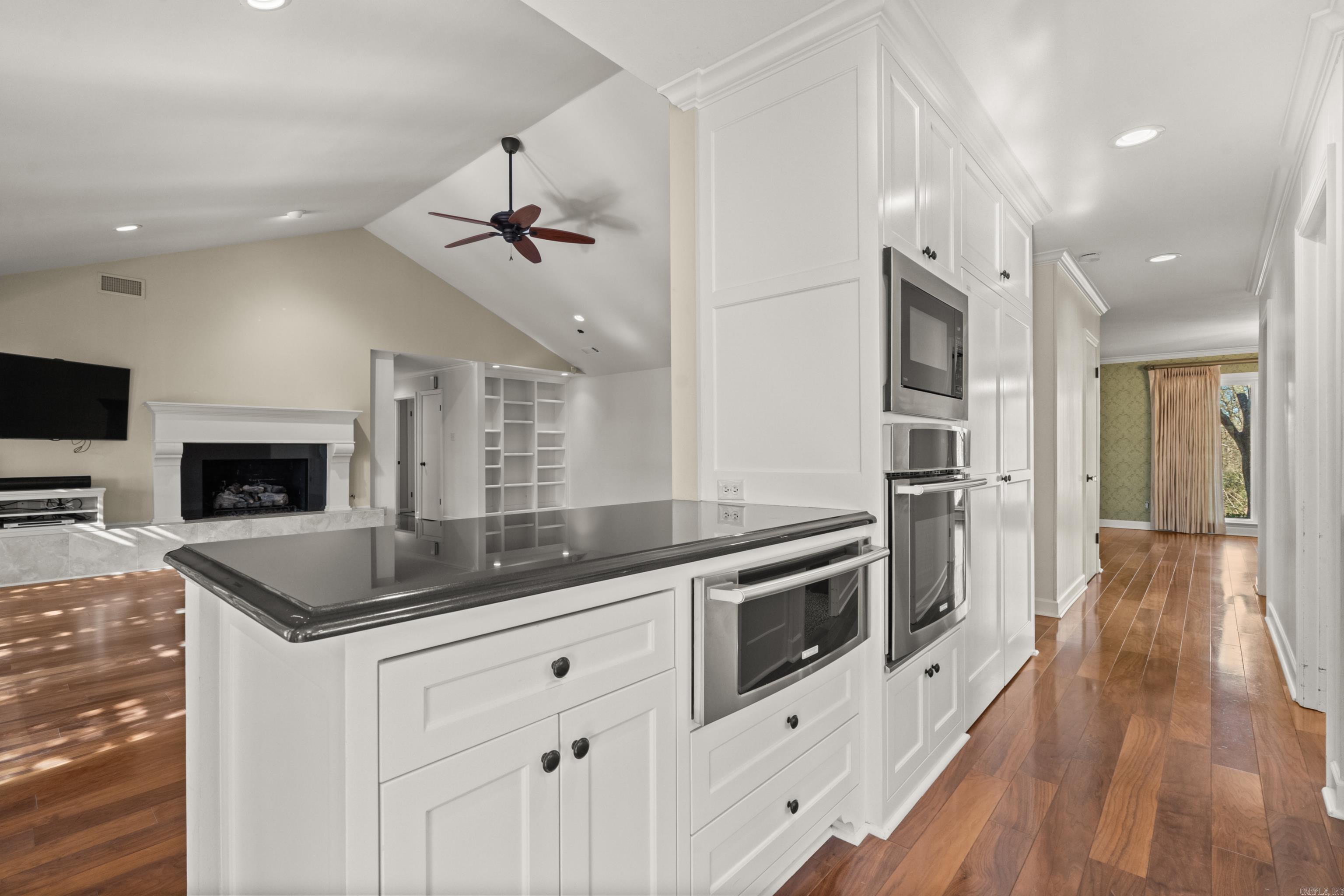 MEADOW WOOD - Residential