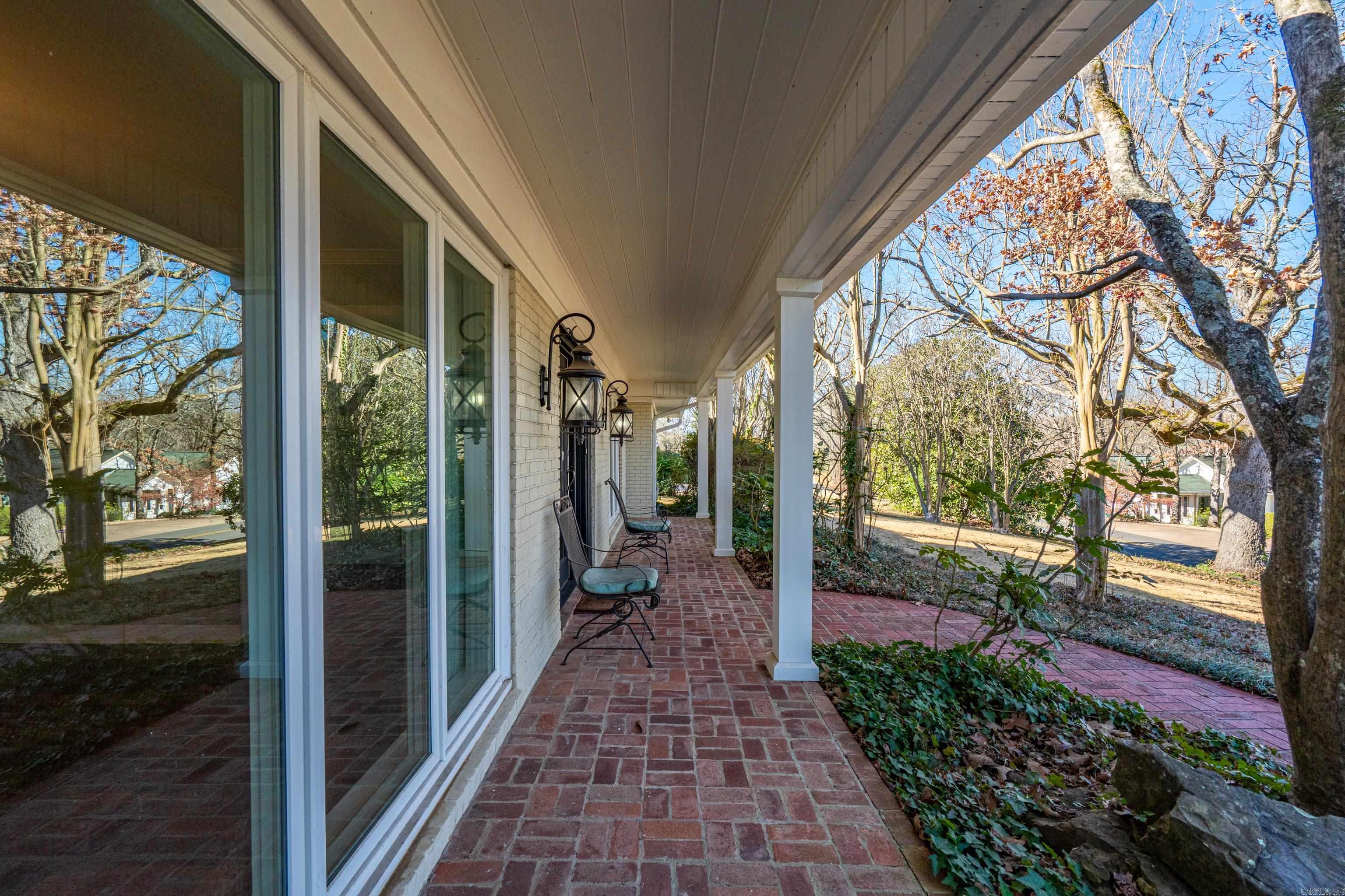 MEADOW WOOD - Residential