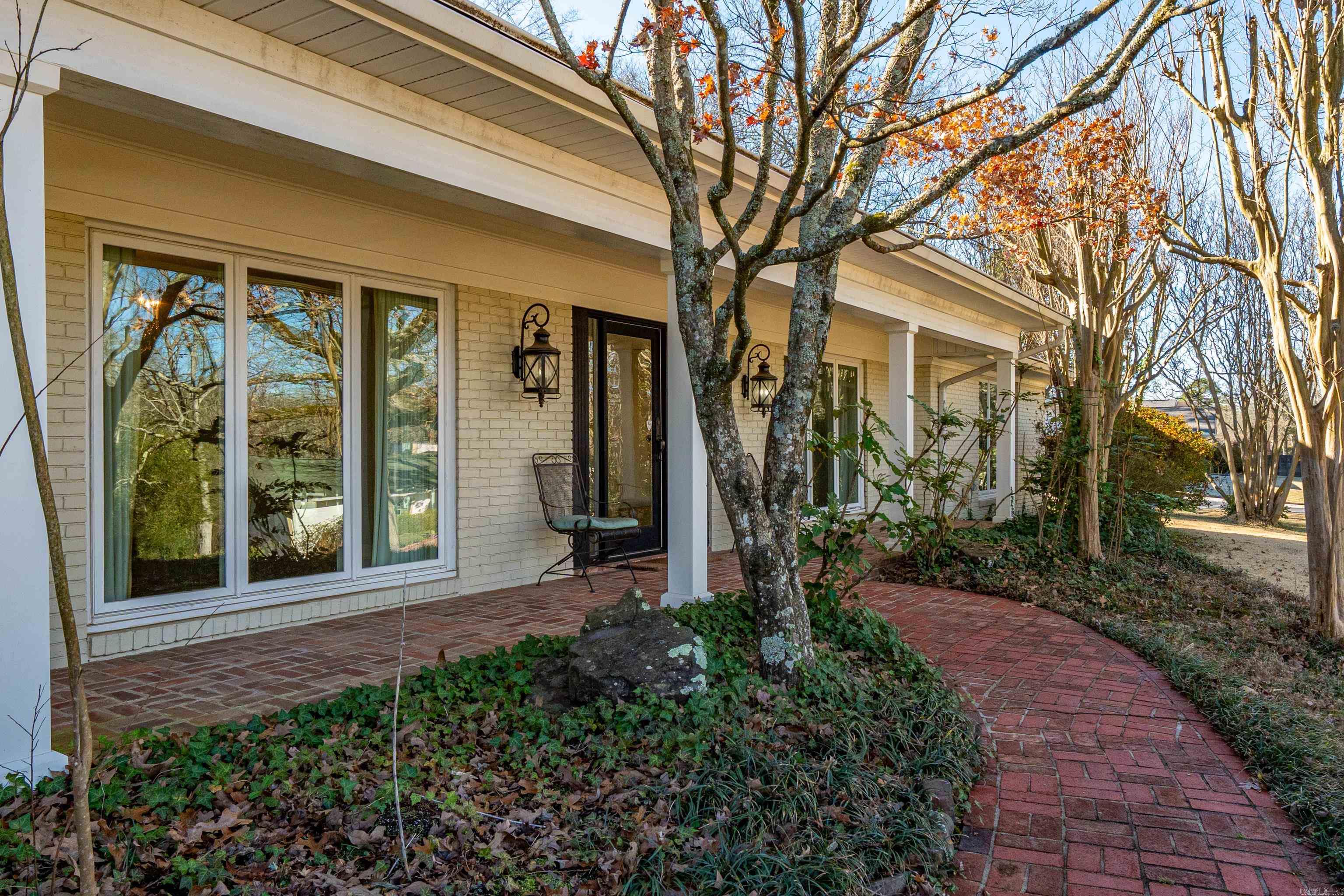 MEADOW WOOD - Residential