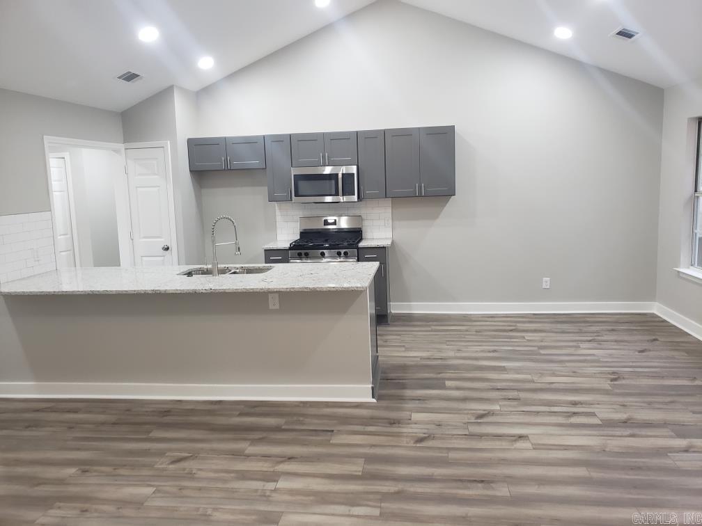 OTTER CREEK COMMUNITY - Residential