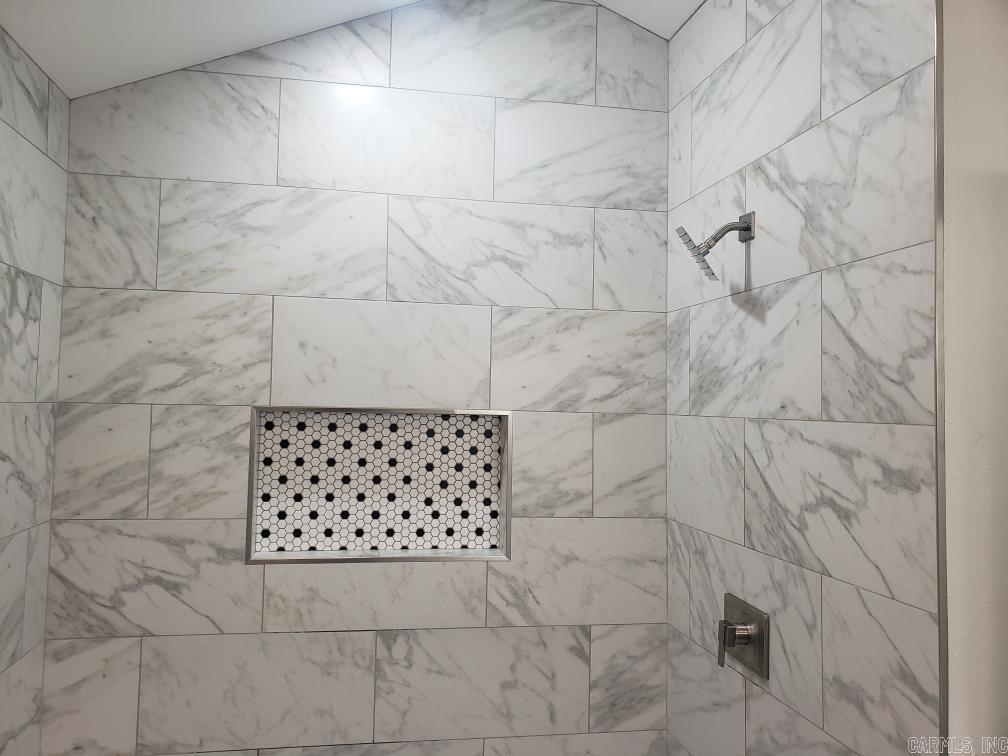 OTTER CREEK COMMUNITY - Residential