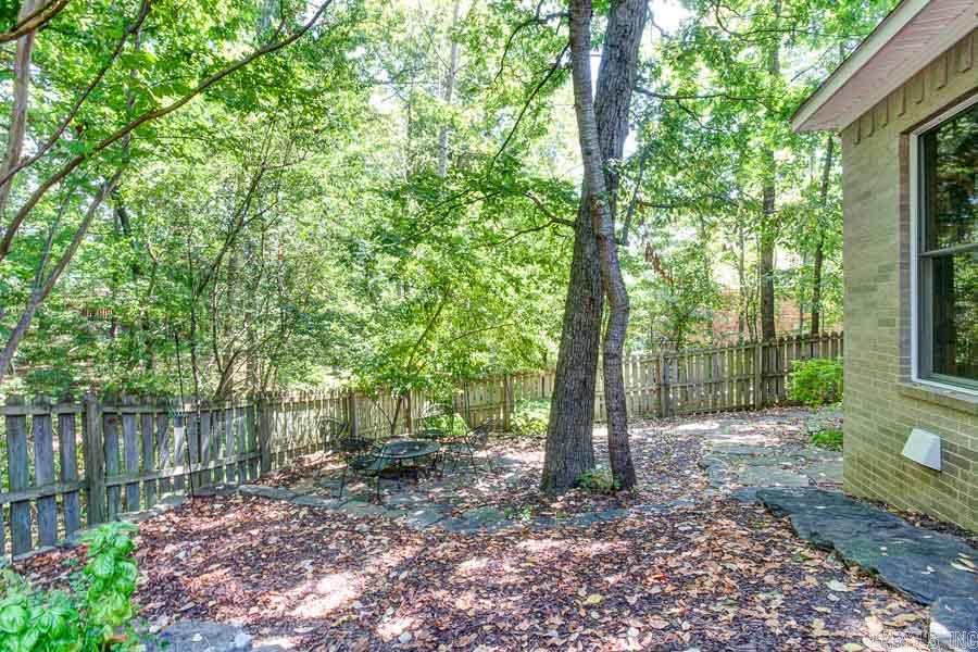 WOODLANDS EDGE - Residential