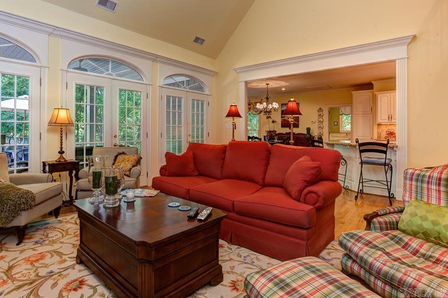 WOODLANDS EDGE - Residential