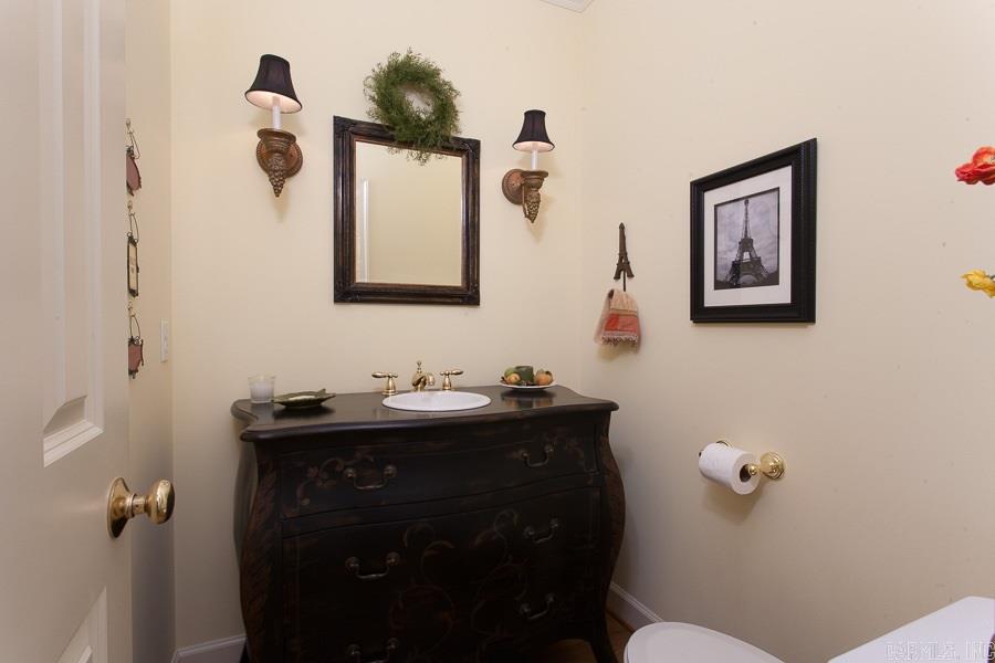 WOODLANDS EDGE - Residential