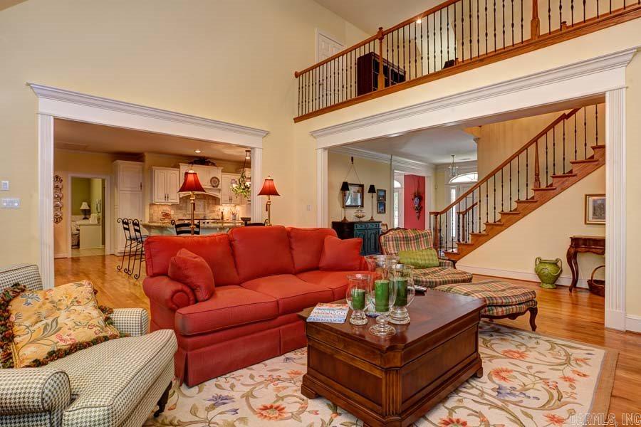 WOODLANDS EDGE - Residential