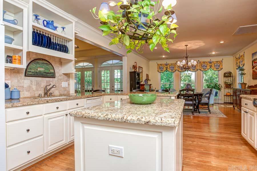 WOODLANDS EDGE - Residential