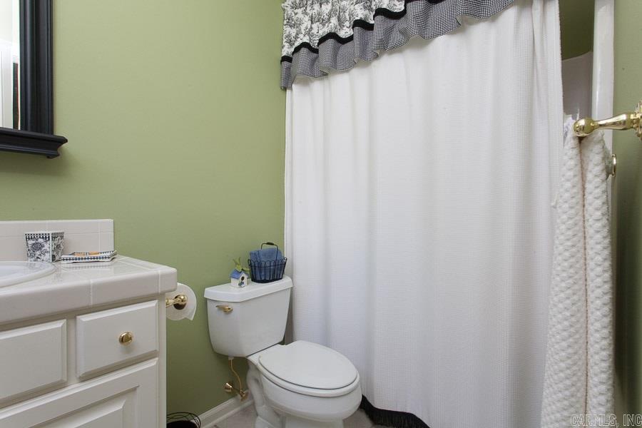 WOODLANDS EDGE - Residential