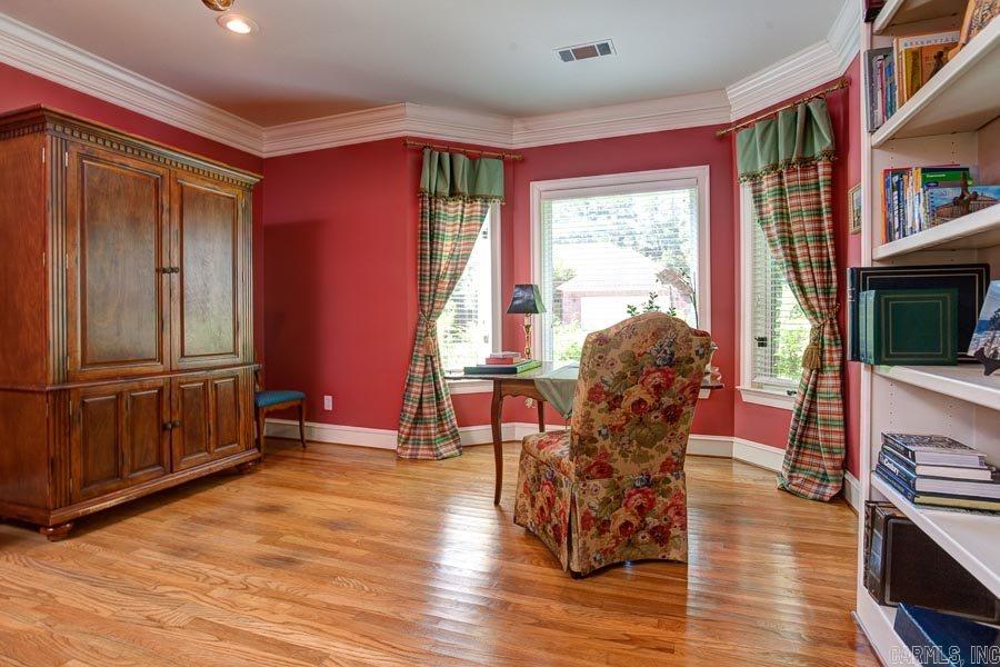 WOODLANDS EDGE - Residential