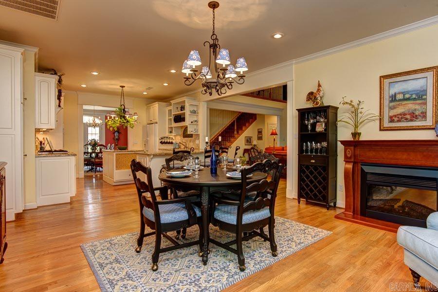 WOODLANDS EDGE - Residential