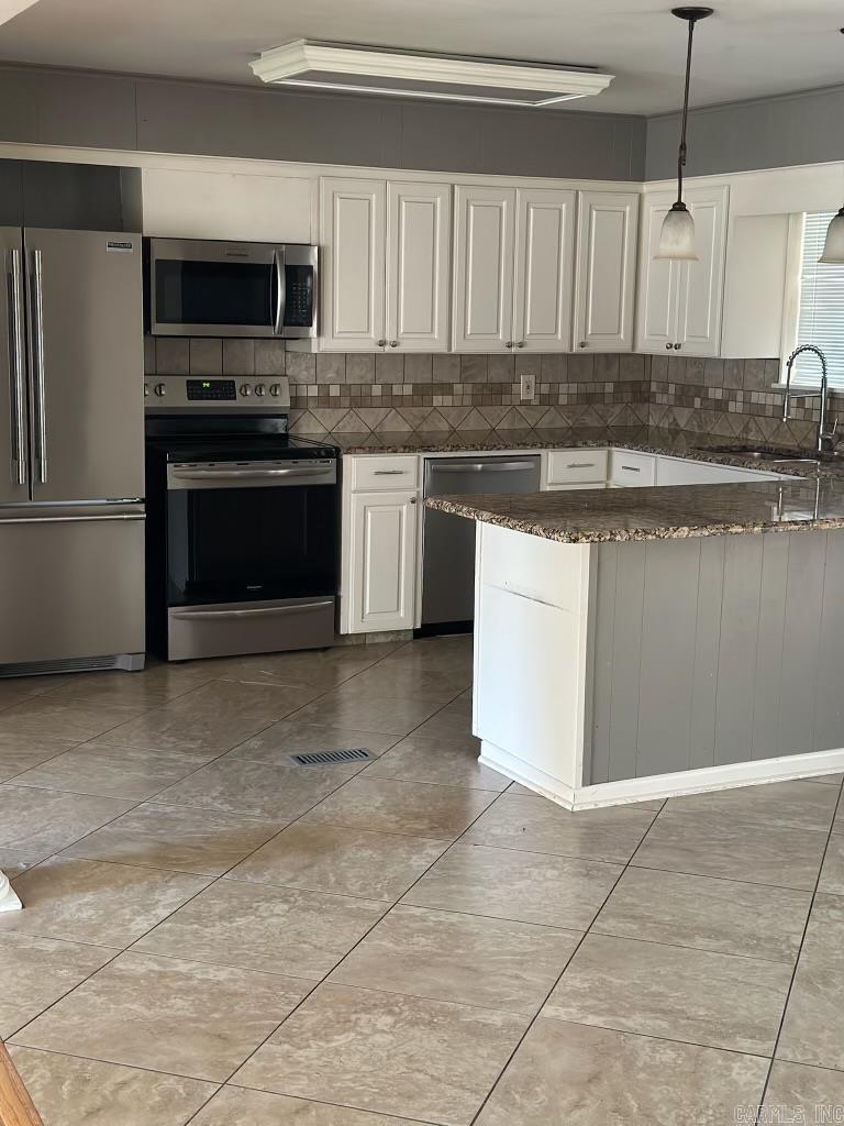 Lakewood - Residential Lease
