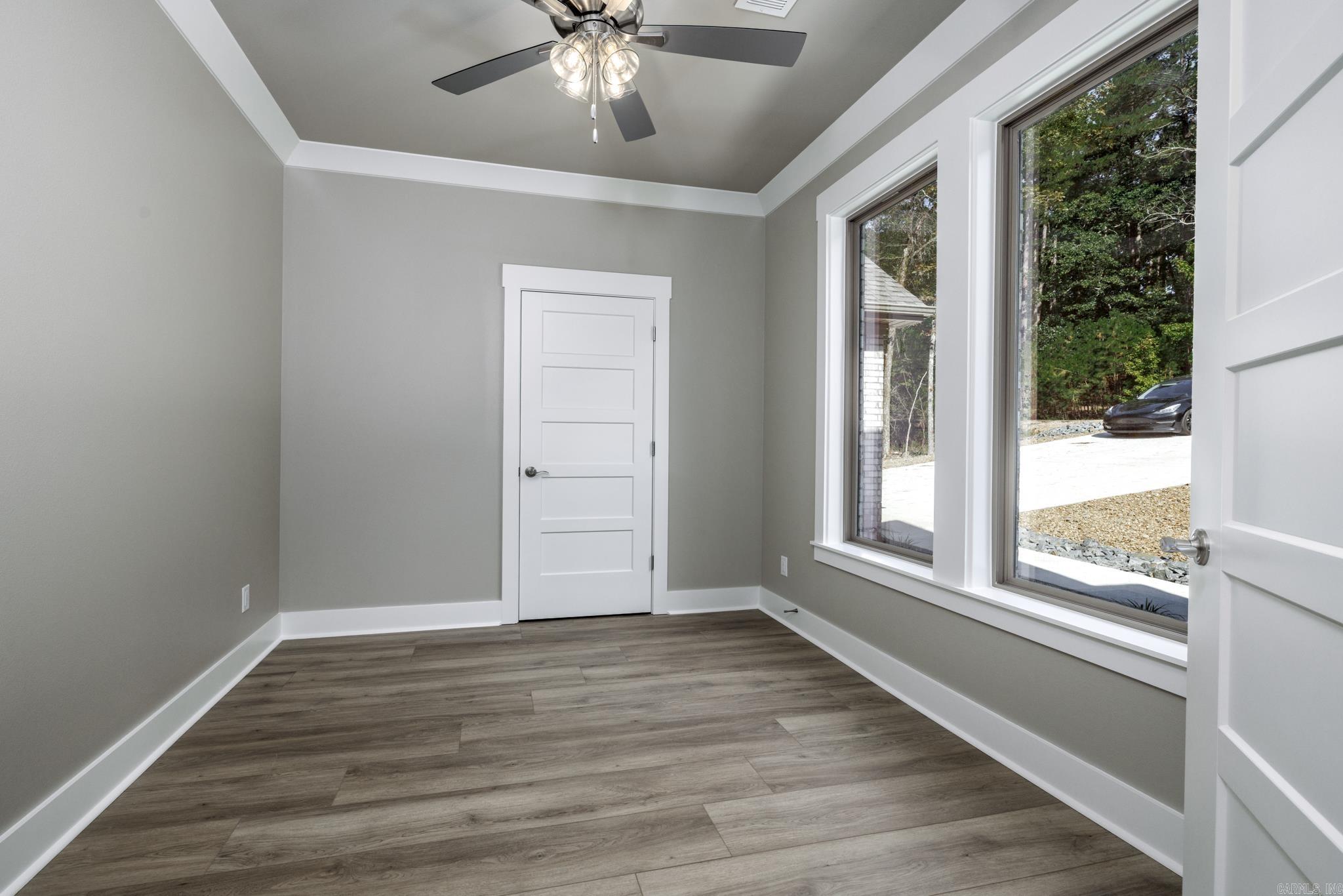 BALTANAS - Residential