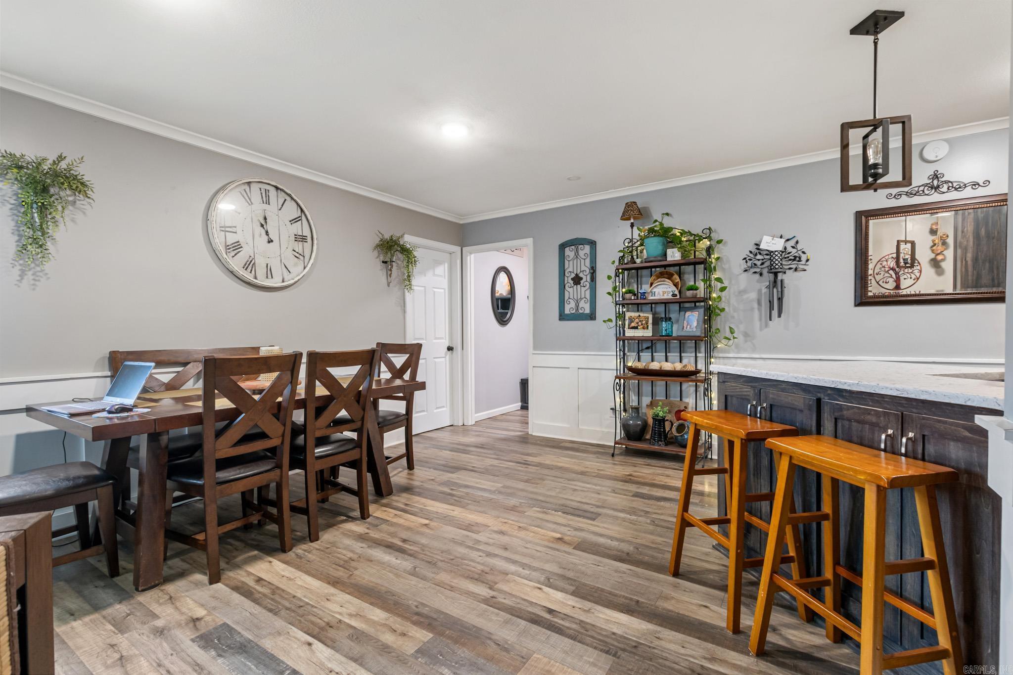 COUNTRY WOOD UNIT - Residential