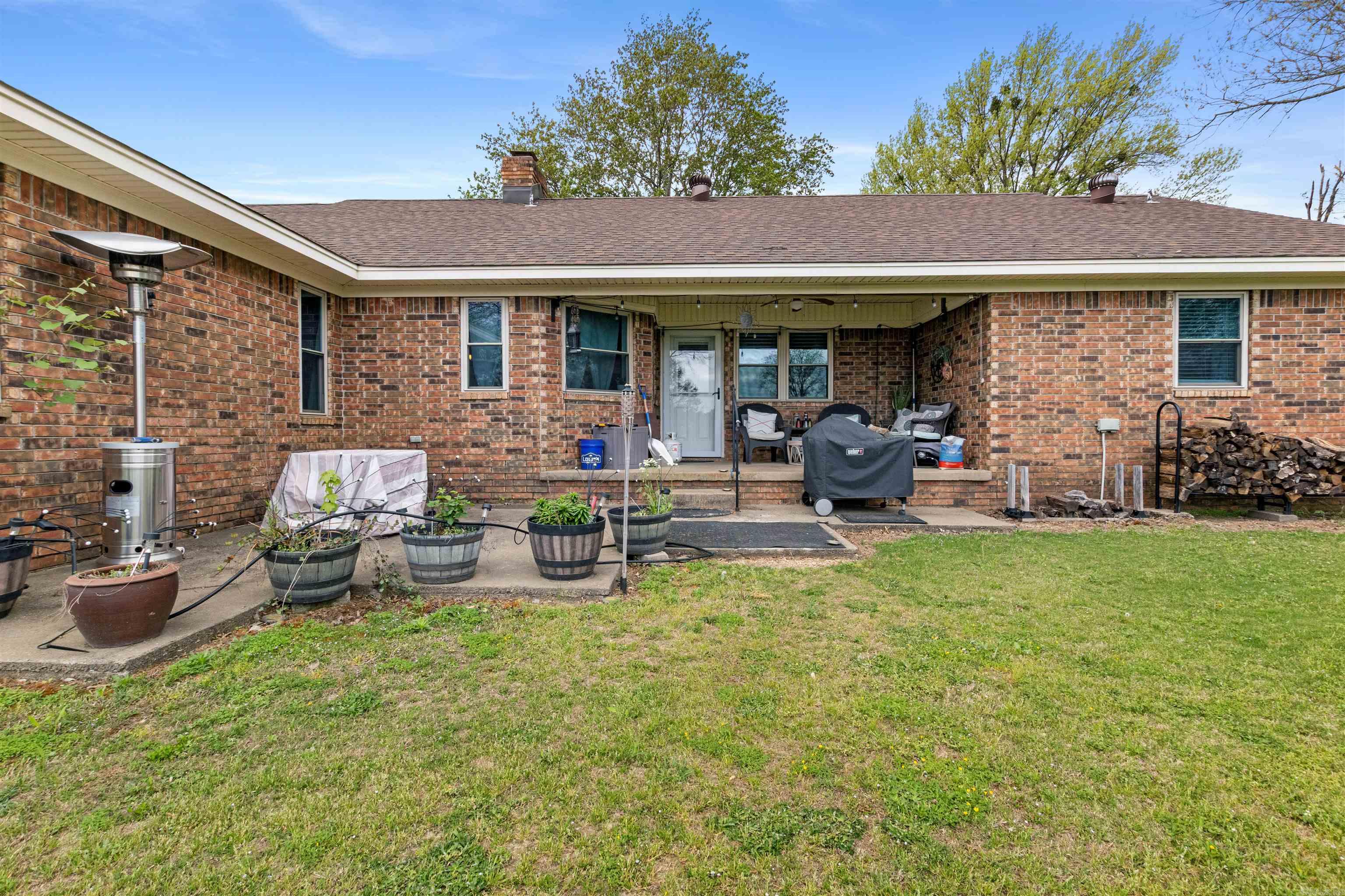 COUNTRY WOOD UNIT - Residential