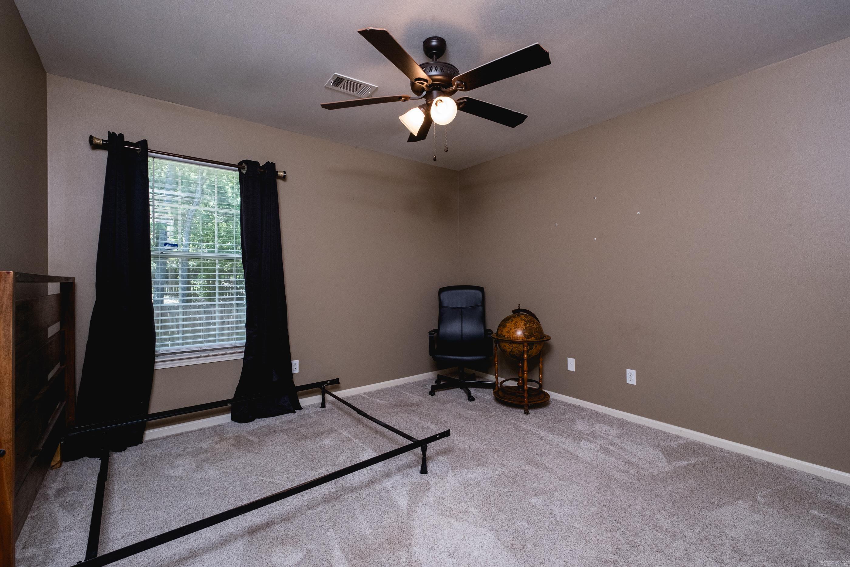 DIAMOND POINTE - Residential