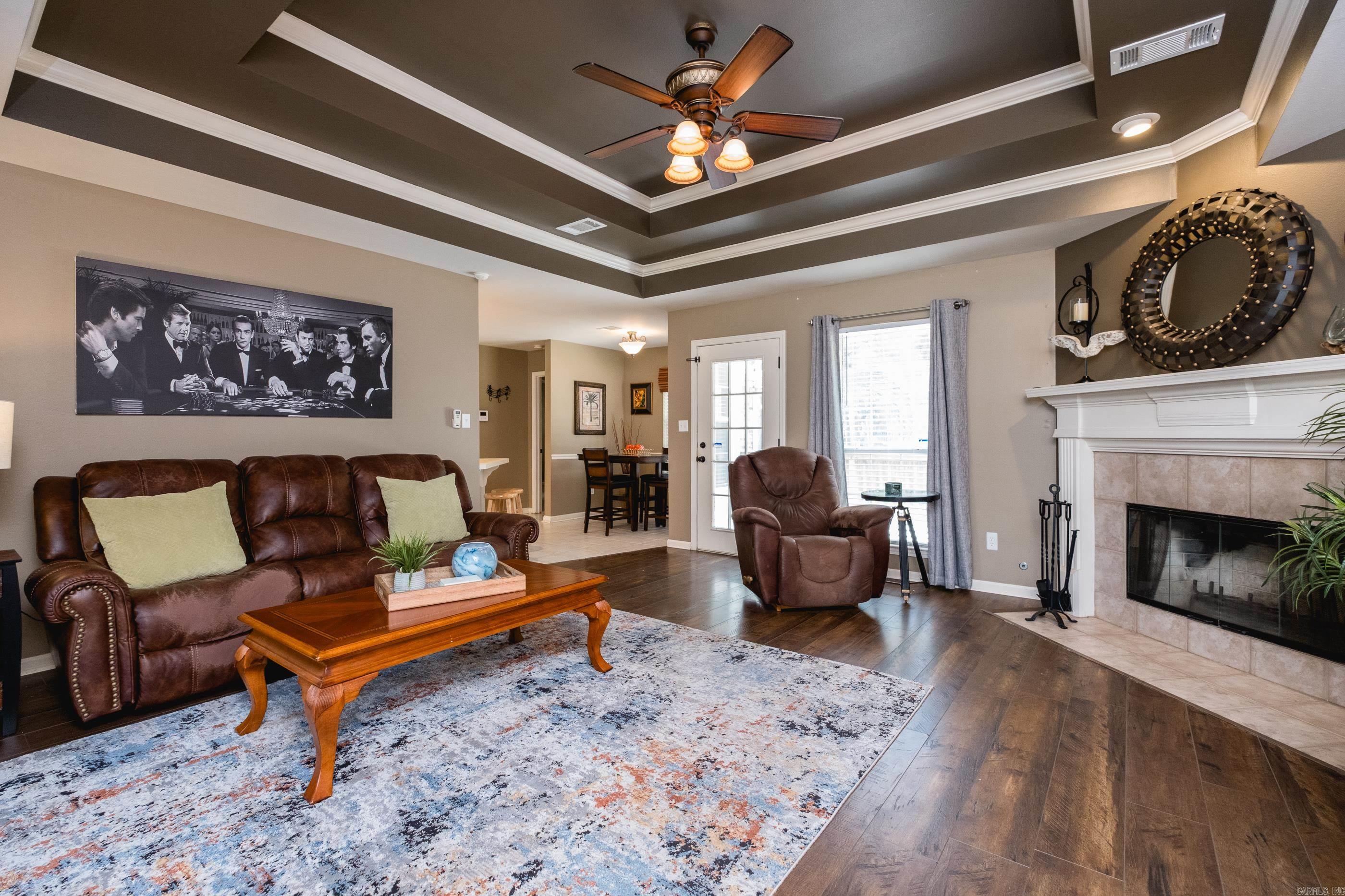 DIAMOND POINTE - Residential