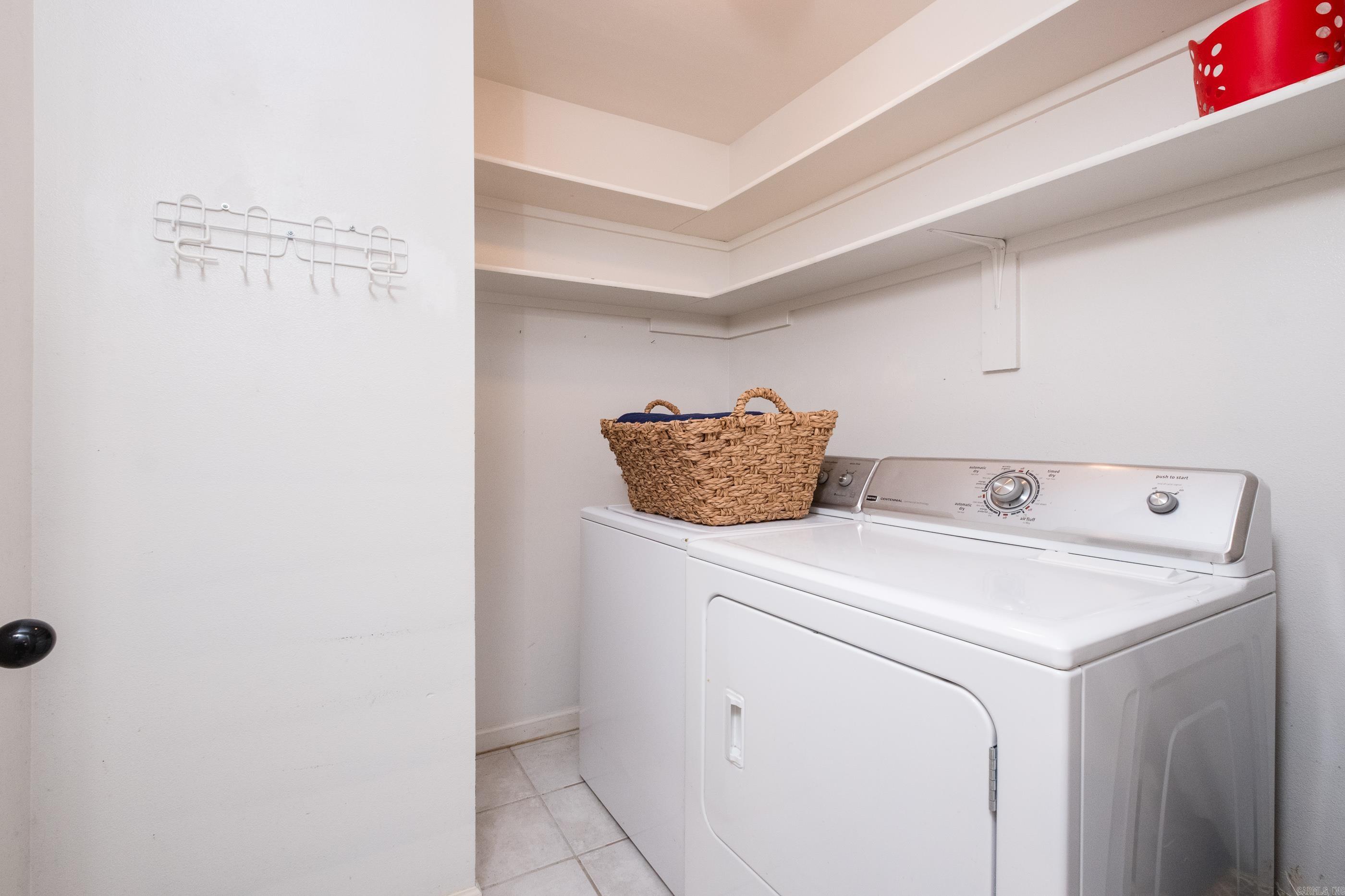 DIAMOND POINTE - Residential