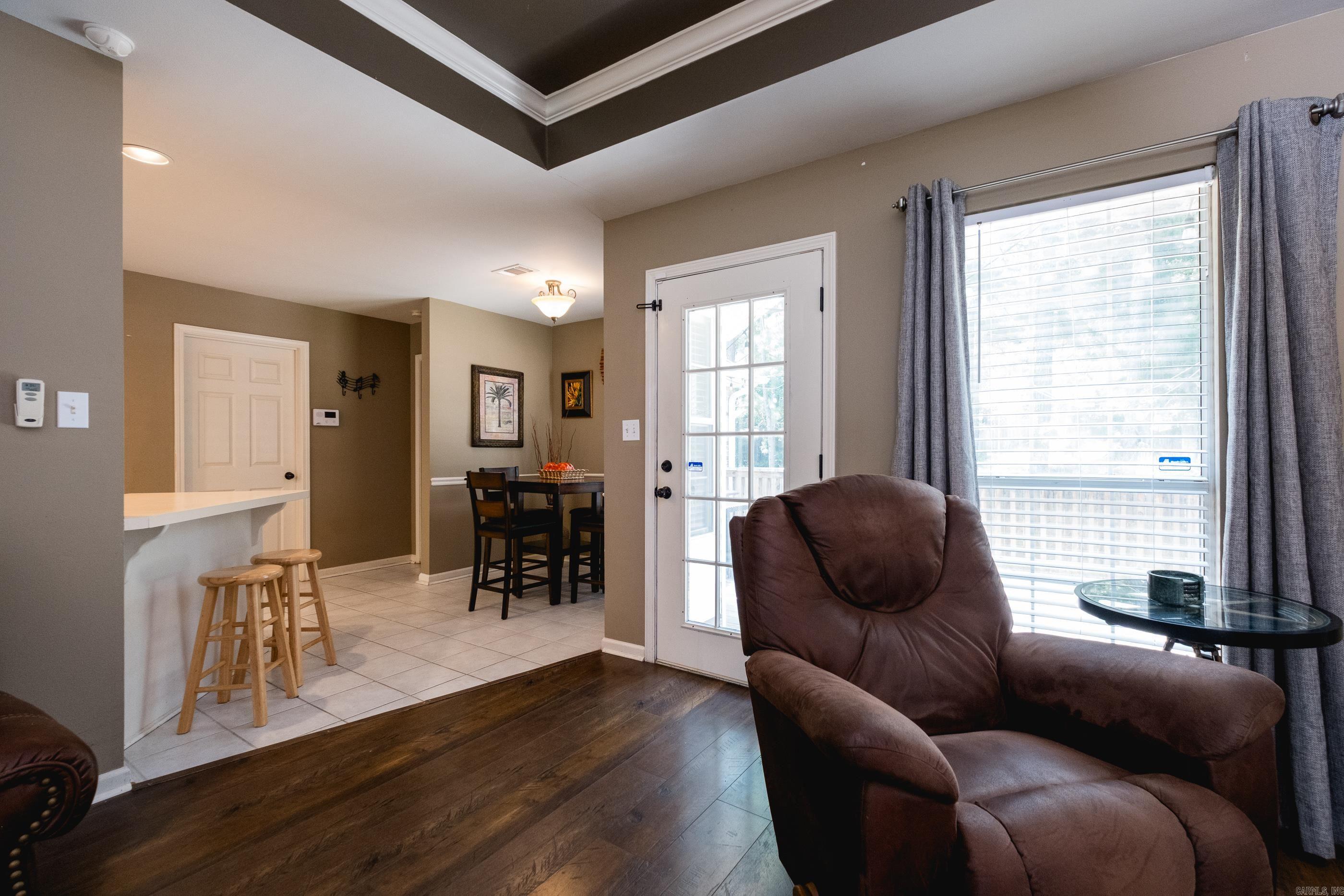 DIAMOND POINTE - Residential