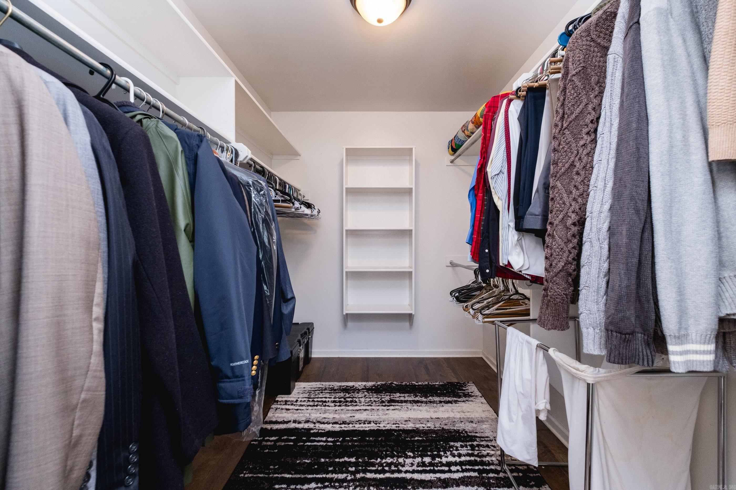 DIAMOND POINTE - Residential