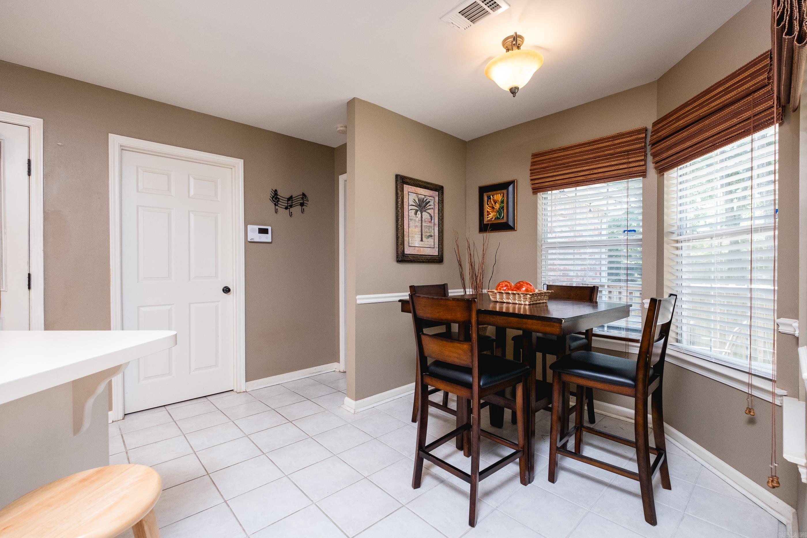 DIAMOND POINTE - Residential