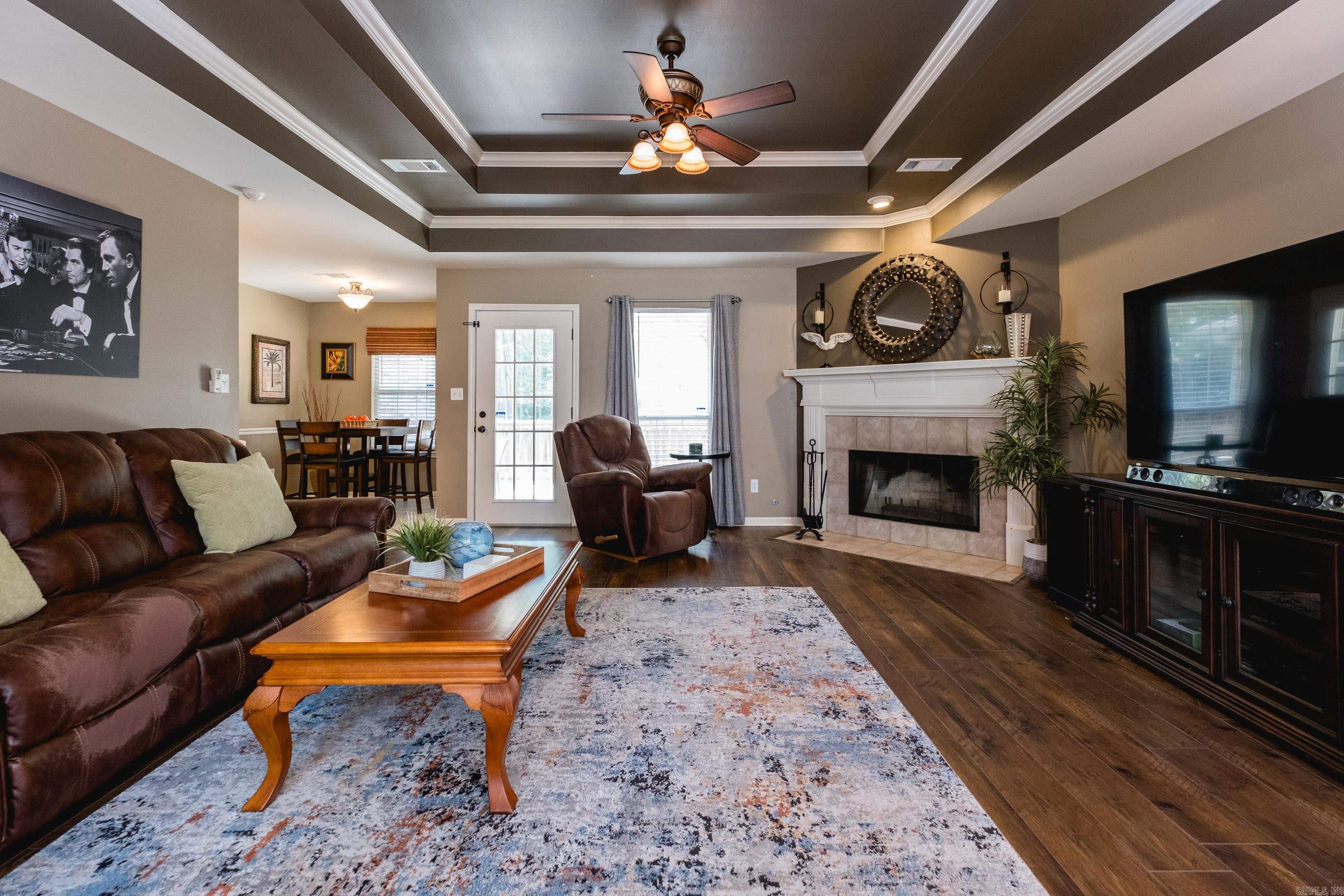 DIAMOND POINTE - Residential