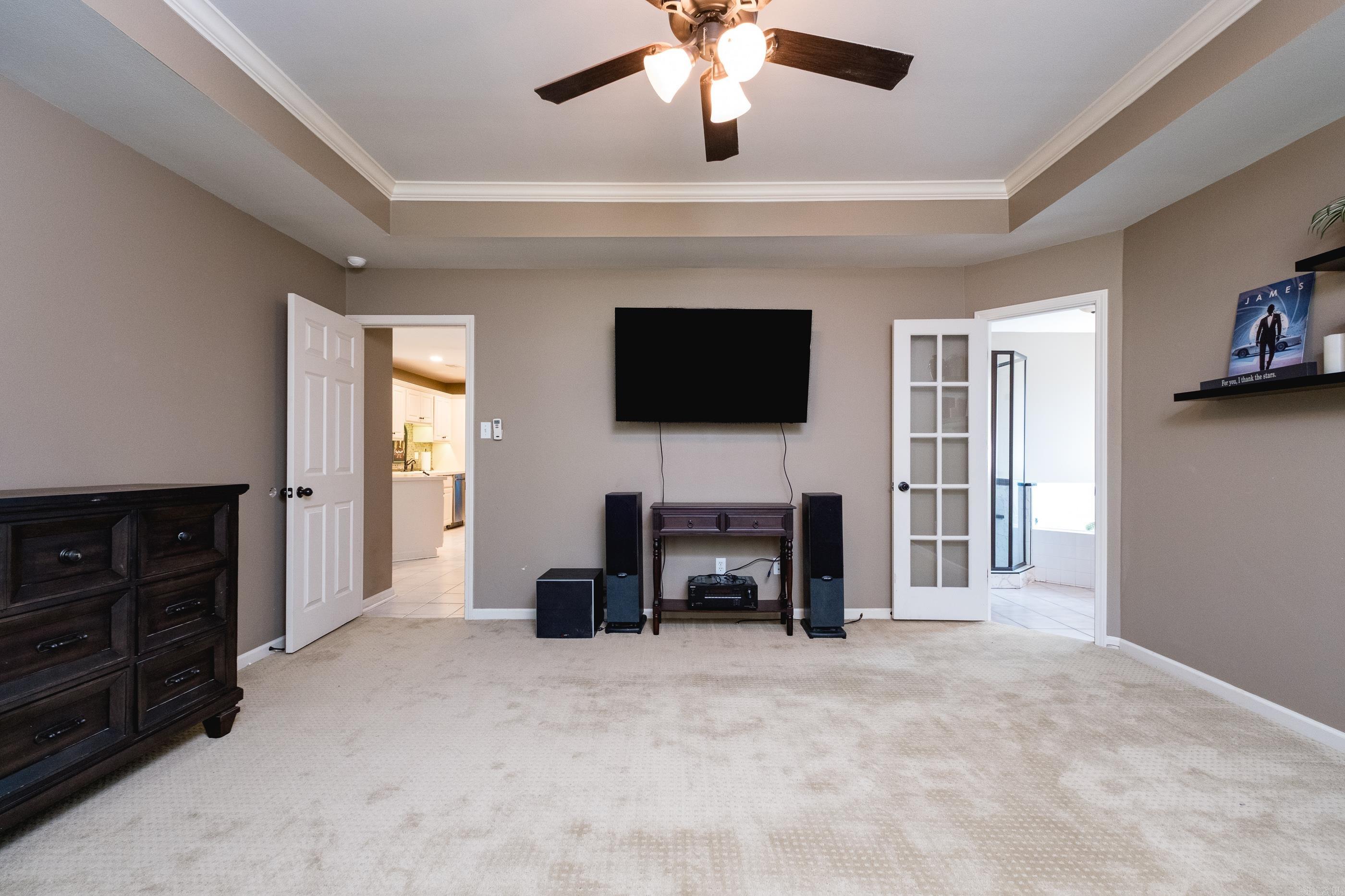 DIAMOND POINTE - Residential