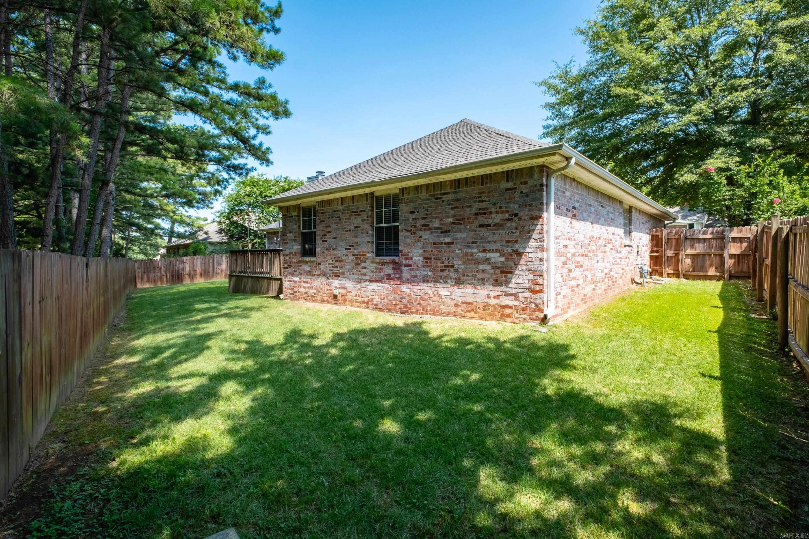 DIAMOND POINTE - Residential