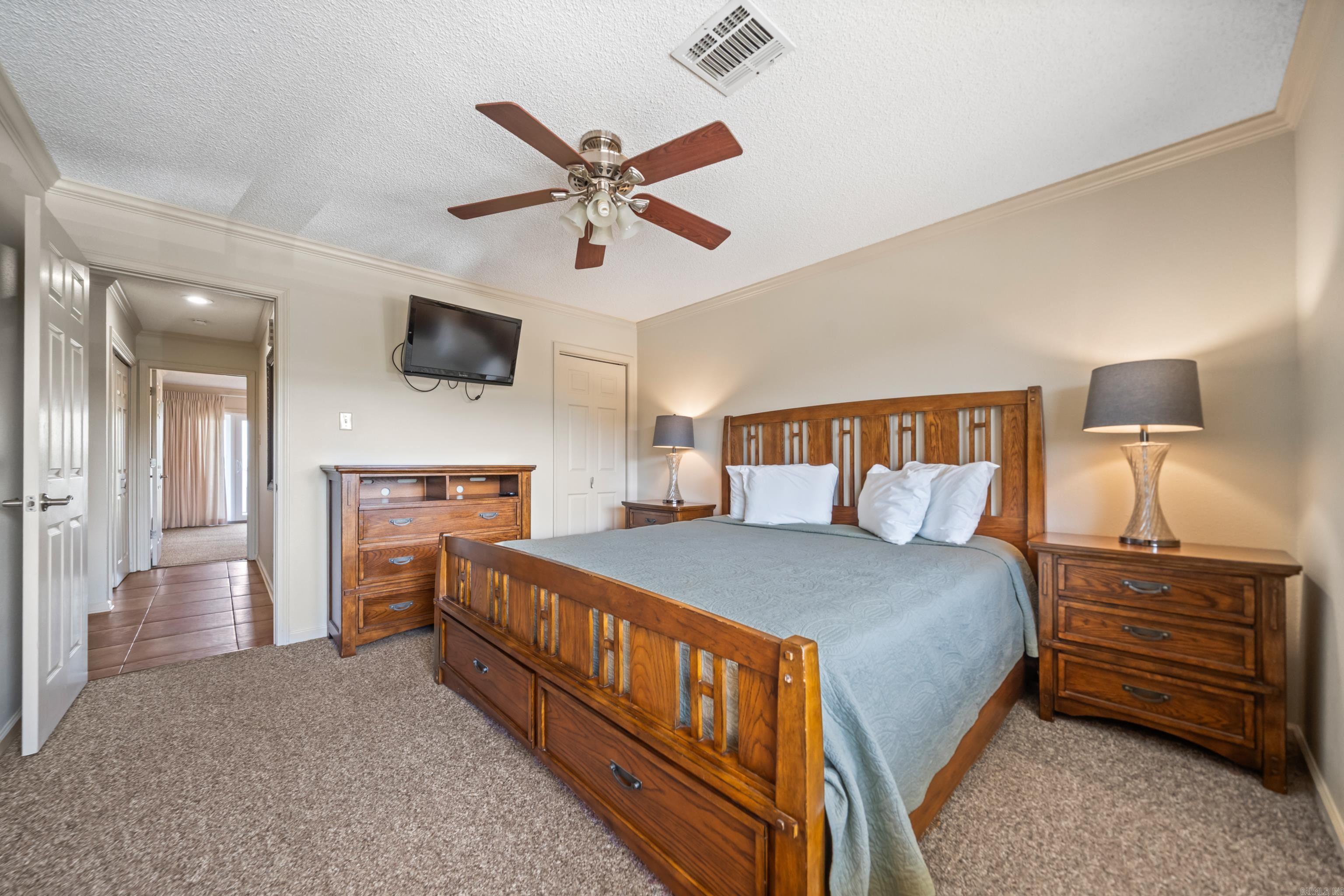 EMERALD ISLE HPR - Residential