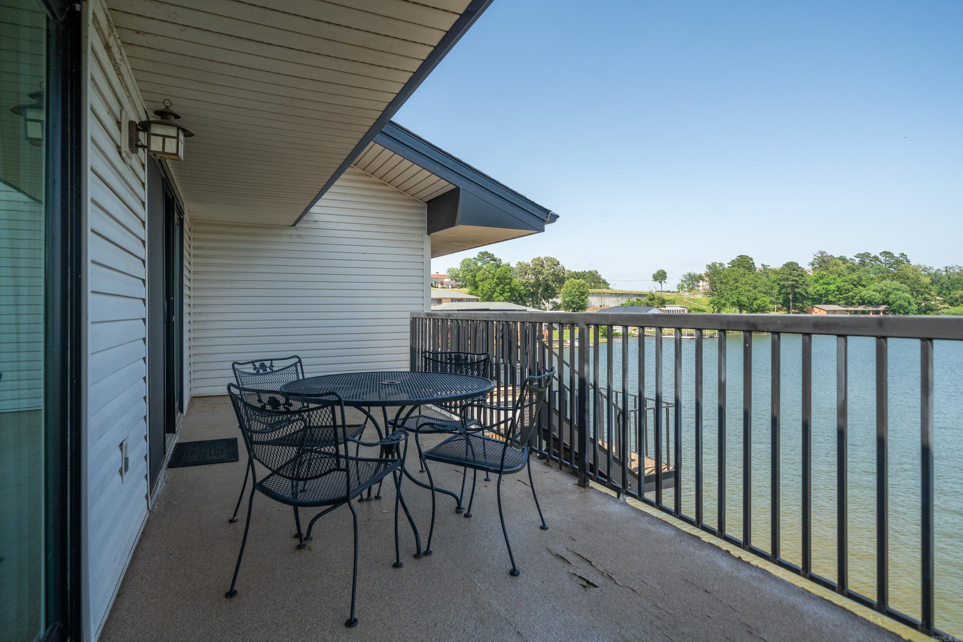 EMERALD ISLE HPR - Residential