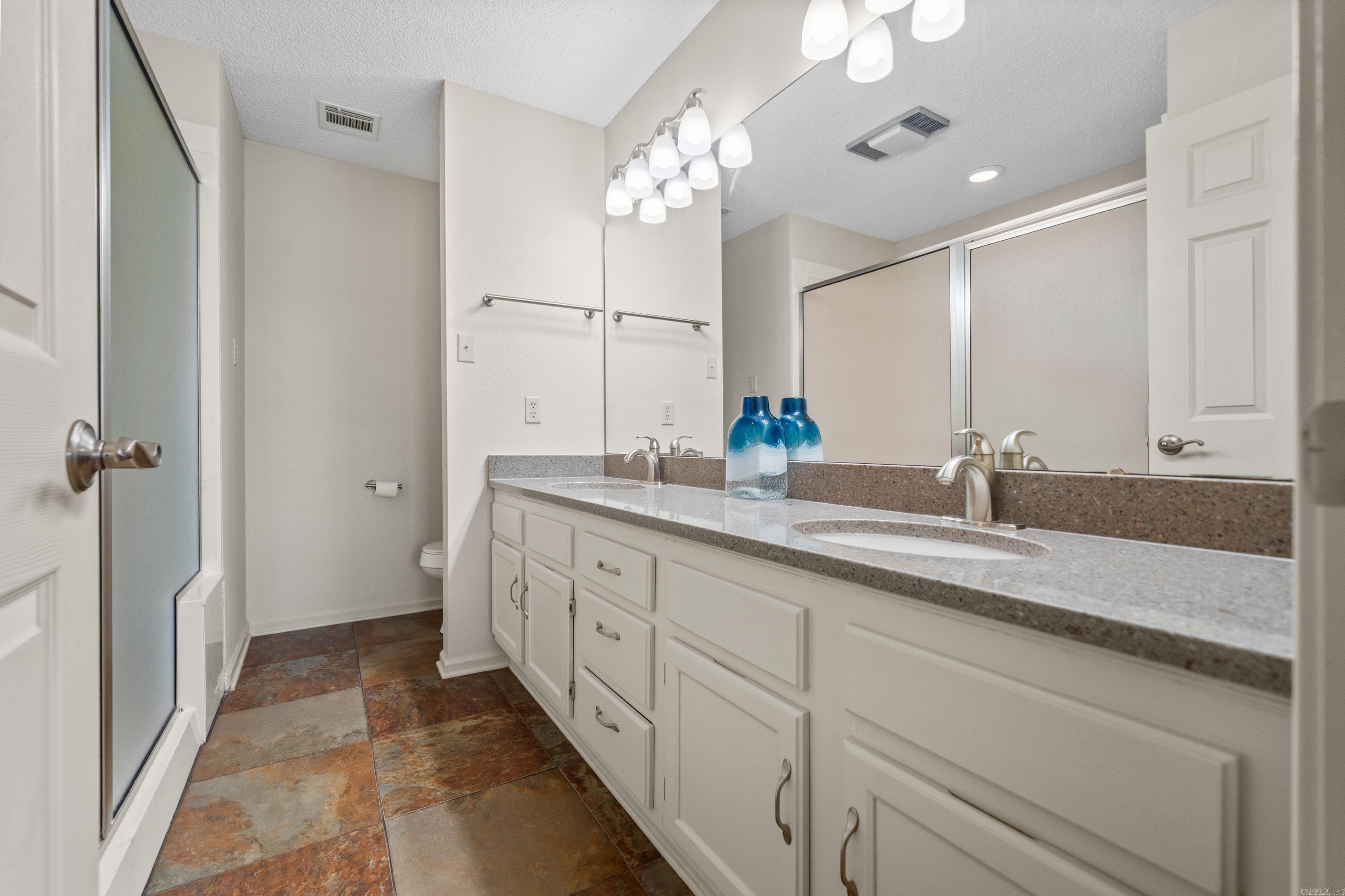 EMERALD ISLE HPR - Residential