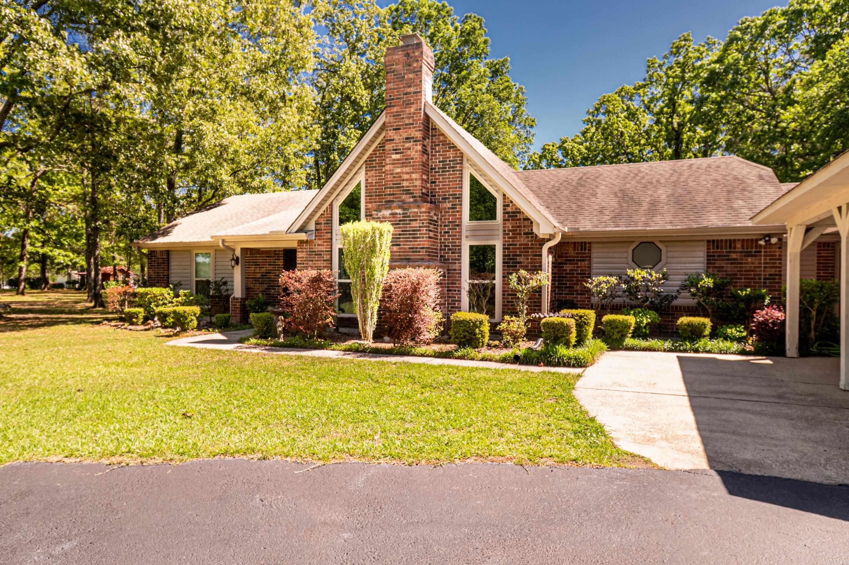 MONTICELLO - Residential