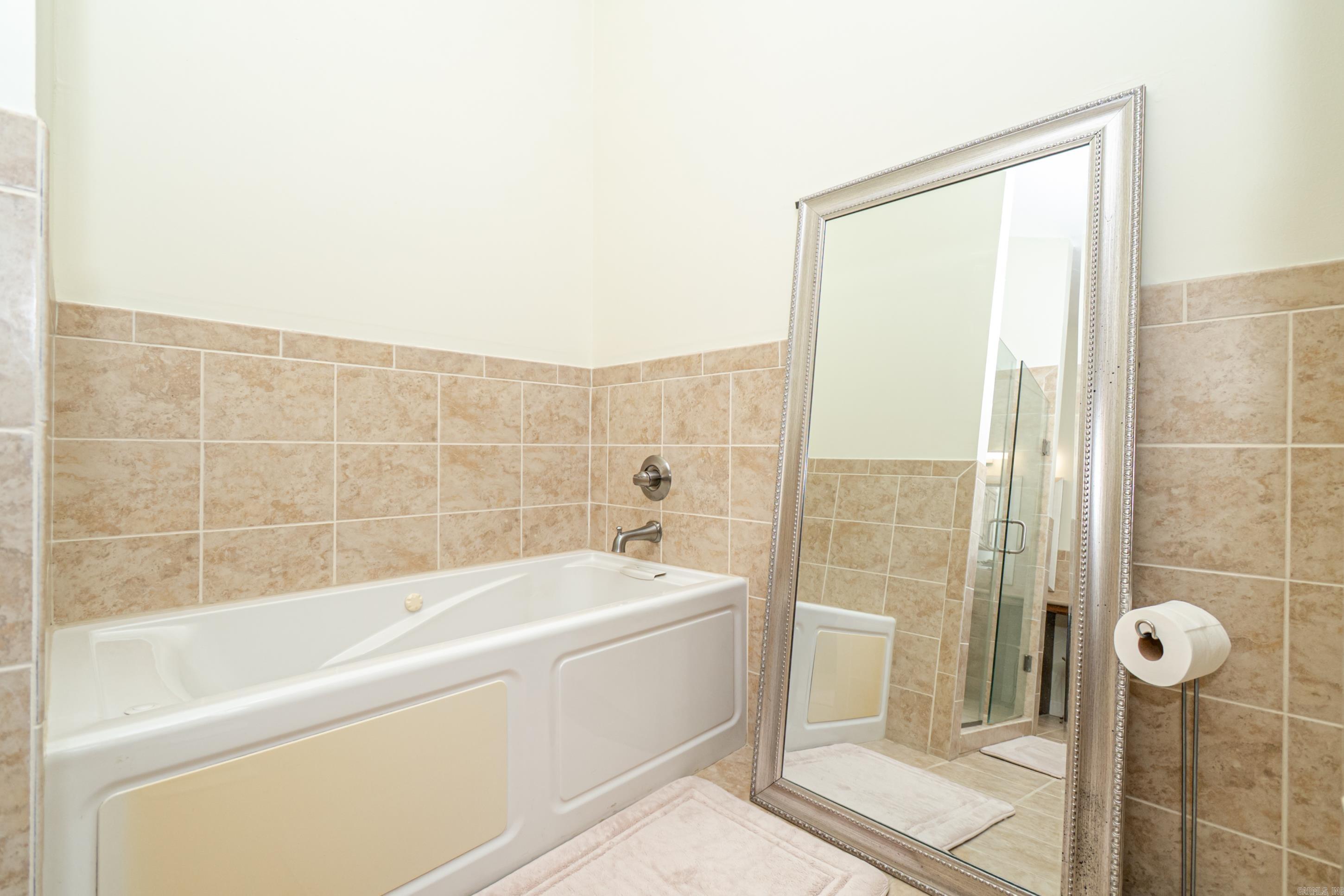 MONTICELLO - Residential