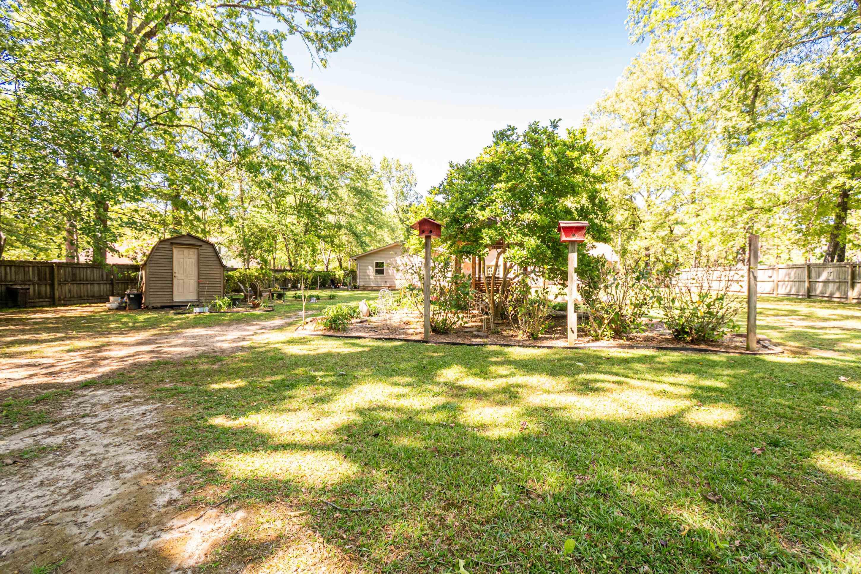 MONTICELLO - Residential