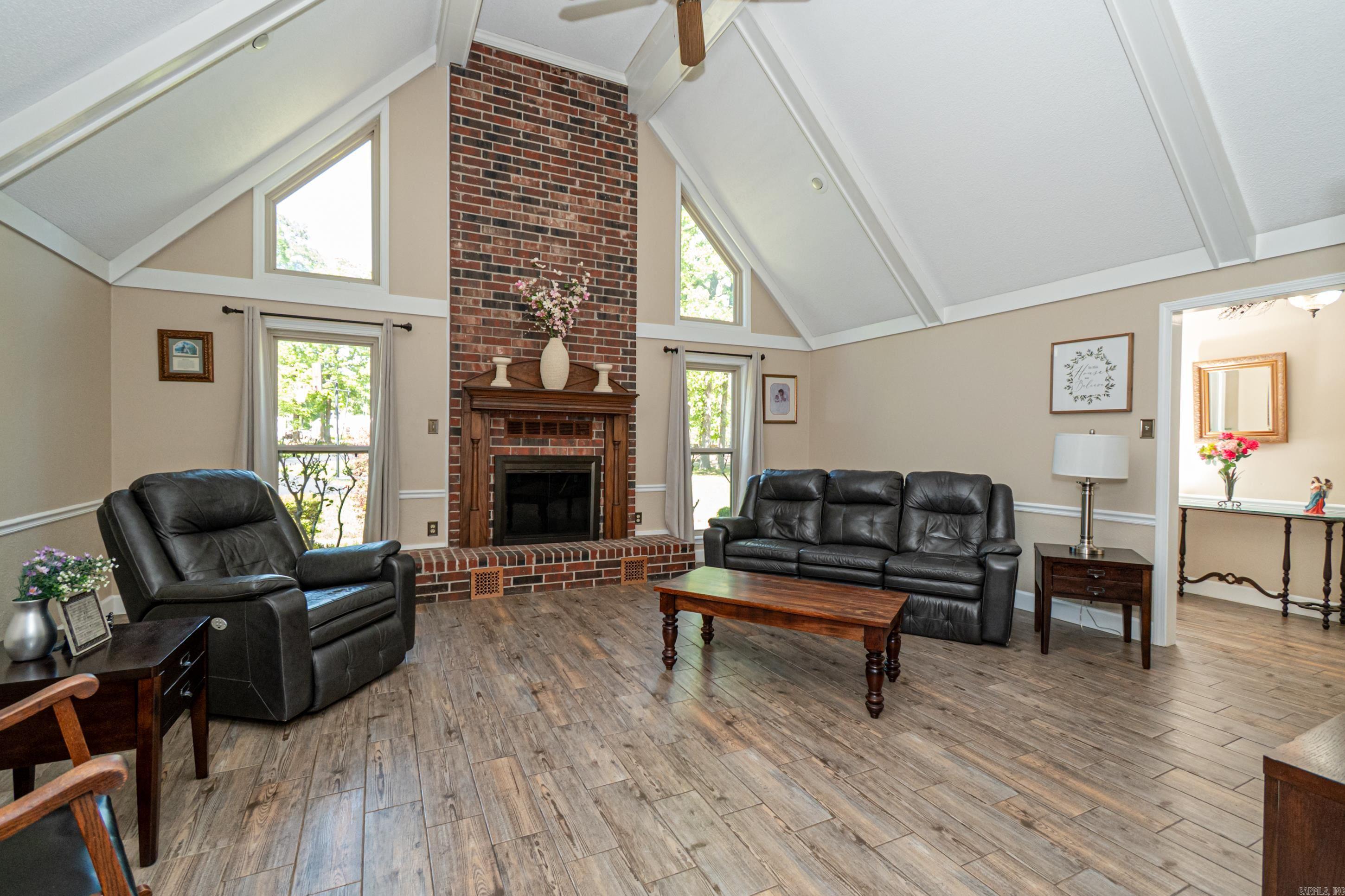 MONTICELLO - Residential